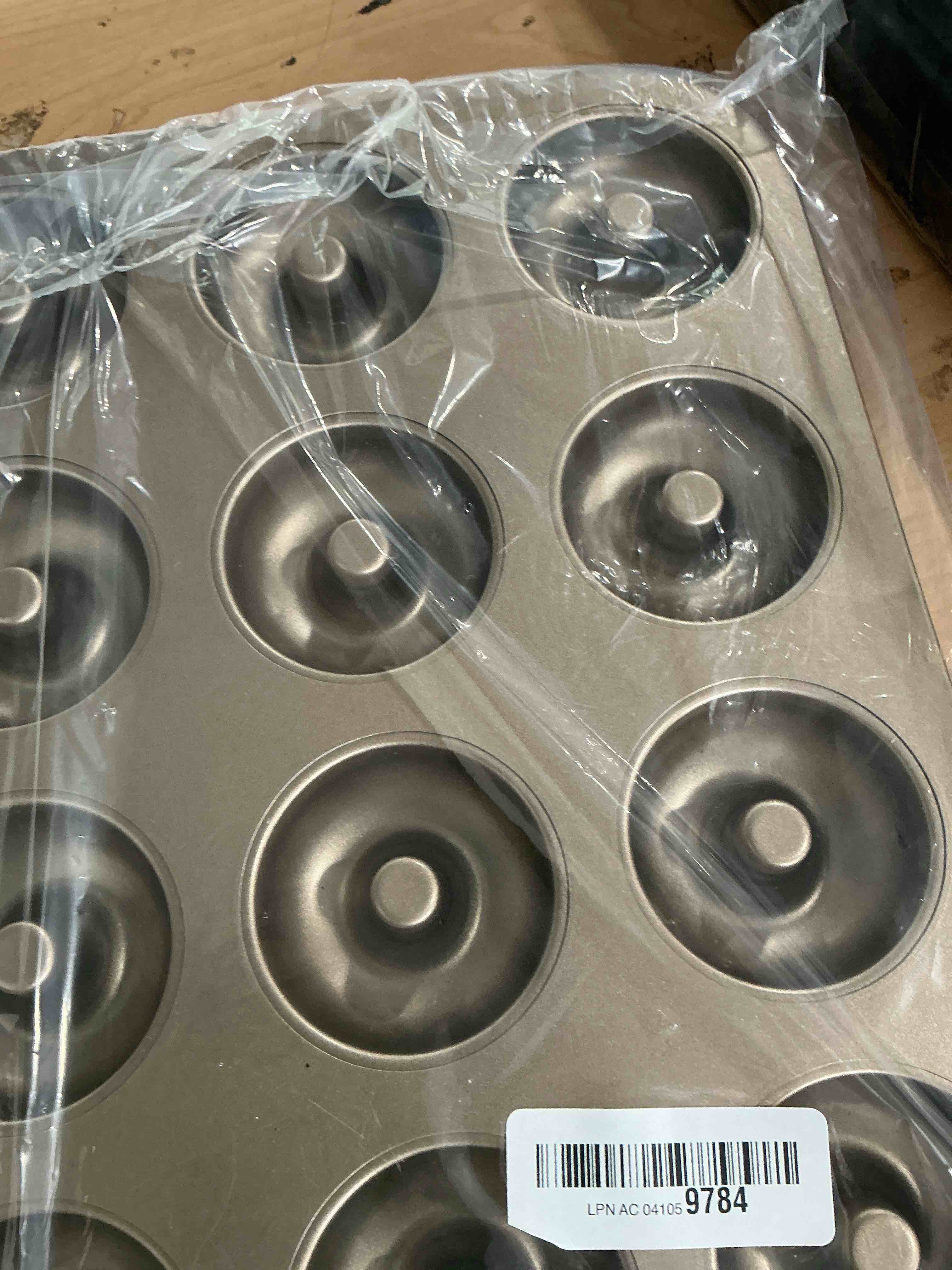 Condition photo showing New/Like New for good dee's nonstick donut pan for baking 12 cavity - carbon steel donut baking pan for muffin, cake, dessert & mini bagel | doughnut bakeware for oven baking | mold donut trays easy clean & non-stick