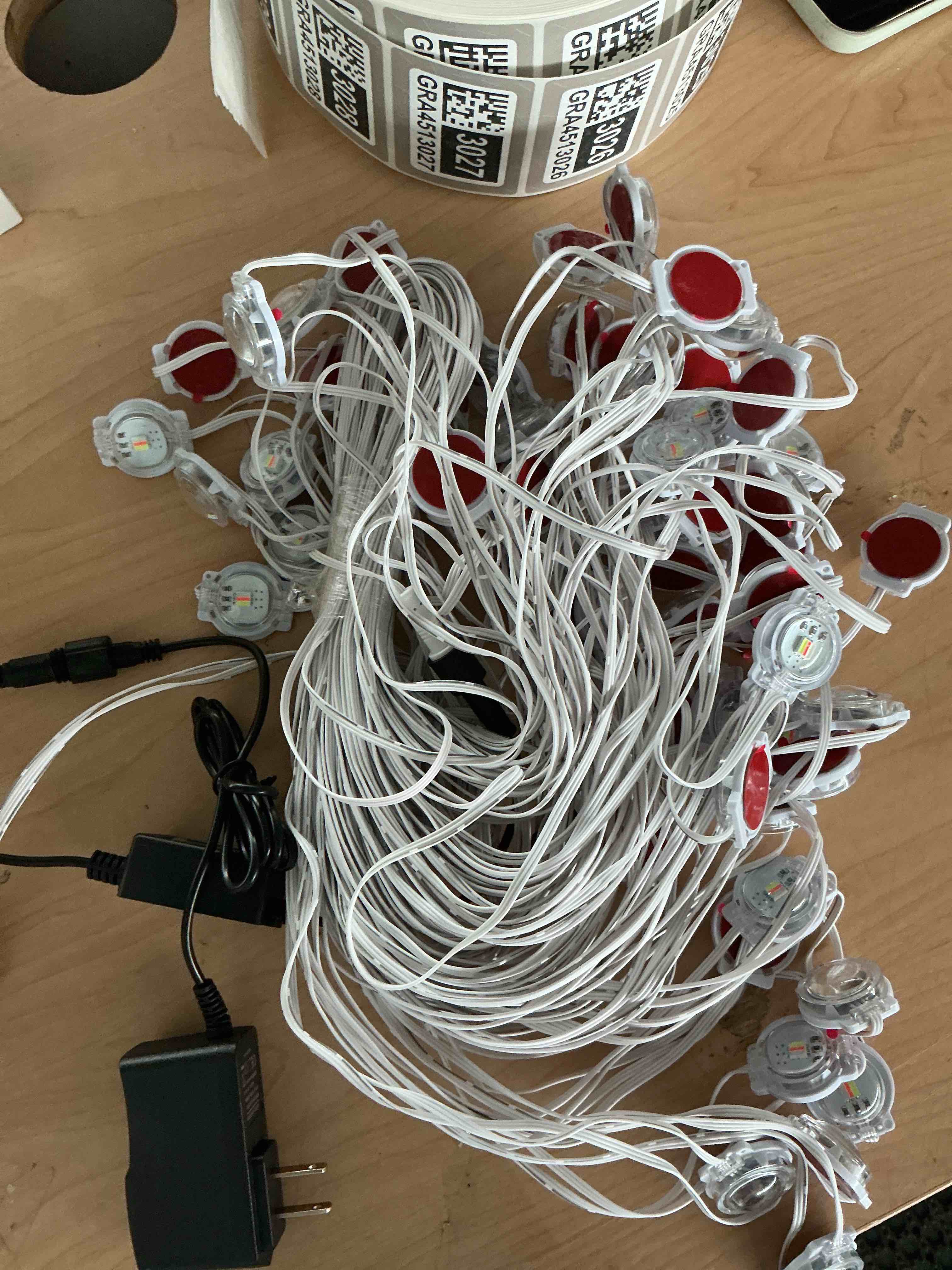 Condition photo showing New/Like New for fussion rgb permanent outdoor lights 98ft