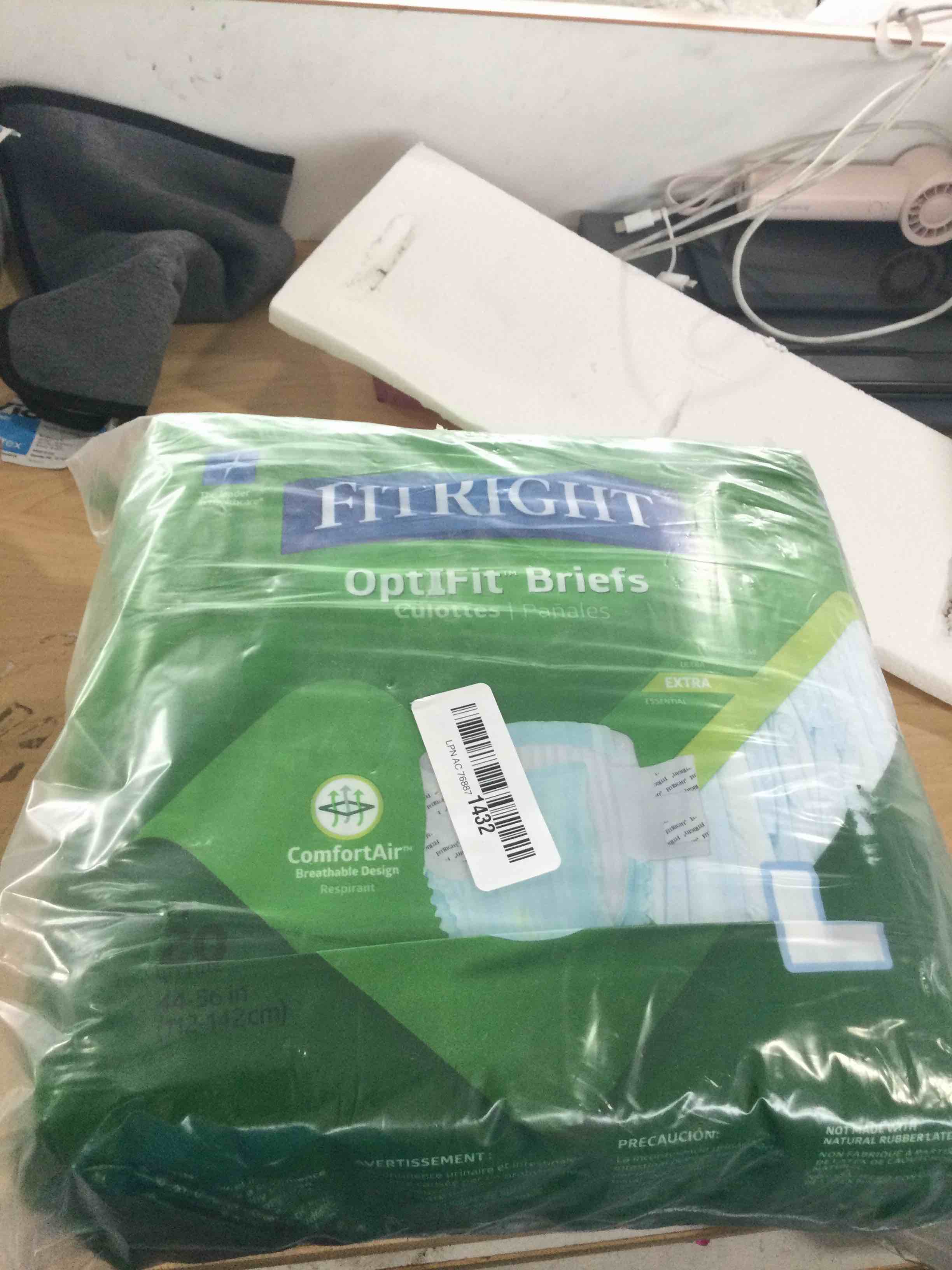 Condition photo showing New/Like New for fitright adult diapers, extra heavy absorbency, l (waist size 44in-56in), 20 count, optifit incontinence briefs for men and women, disposable, moisture wicking, leak protection,