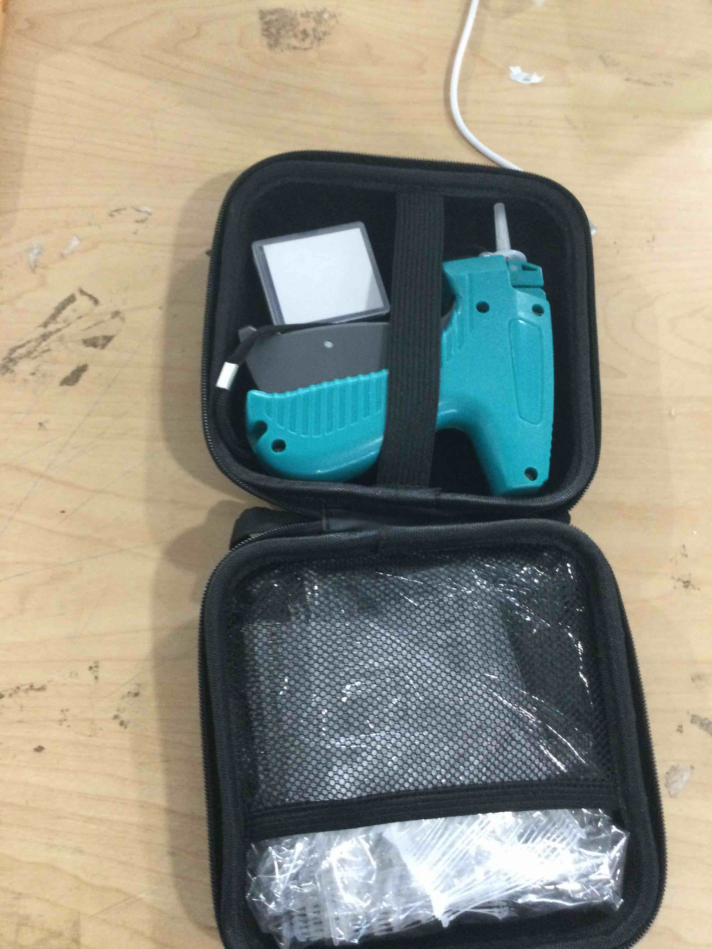 Condition photo showing New/Like New for price tag gun for clothes, retail clothing attacher tagging gun, green | no stitch gun, 1008 pcs fasteners, eva bag for easy storage, ergonomic design, not easily stuck, garment retailers yard sale