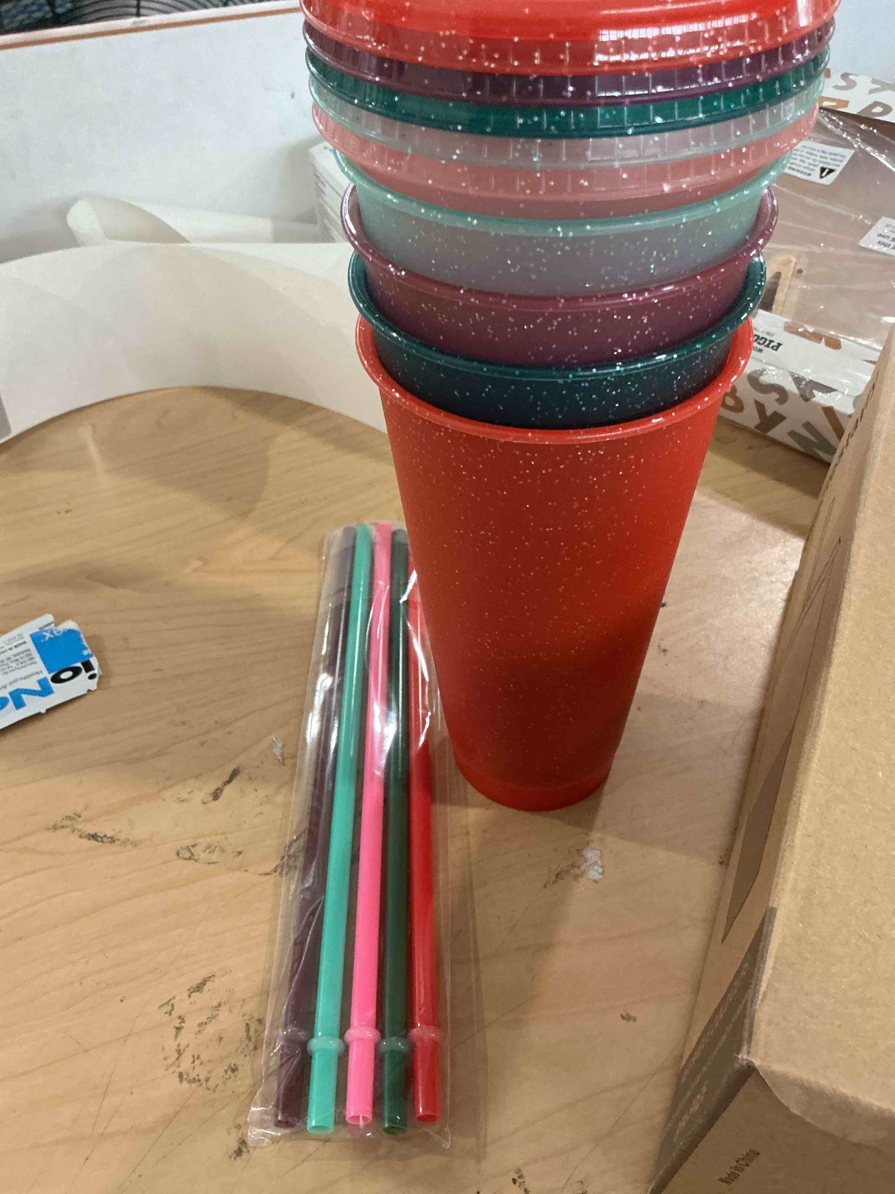 Condition photo showing New/Like New for suertestarry tumbler with straw and lid,water bottle iced coffee travel mug cup,reusable plastic cups,perfect for parties,birthdays,24oz-5 pack (rainbow, 5pack)