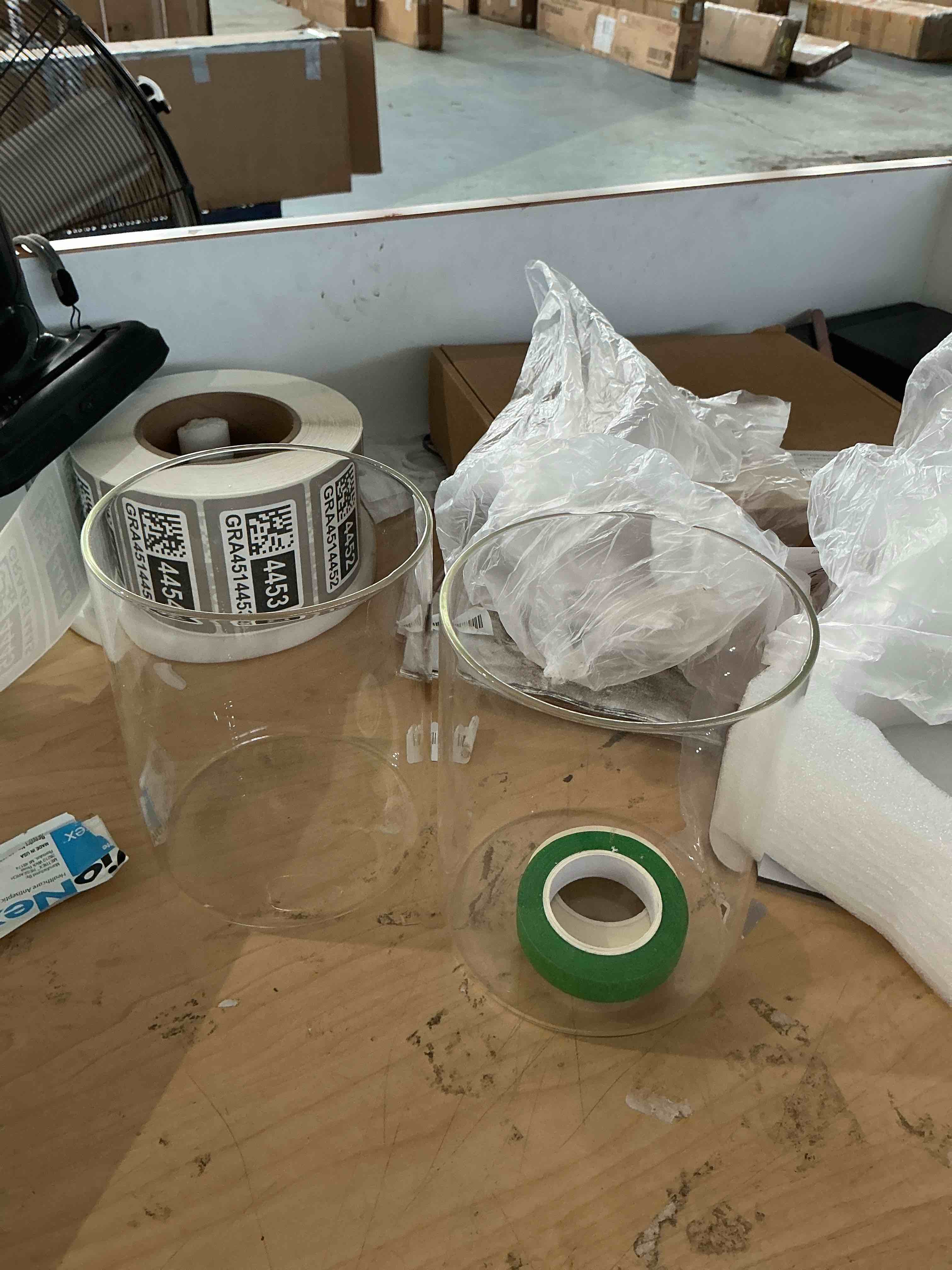 Condition photo showing New/Like New for large glass vase, clear glass vase set of 2, large flower vases for bouquet, tall wide mouth vases for flowers, home, wedding, living room, office decor, 7"+9"