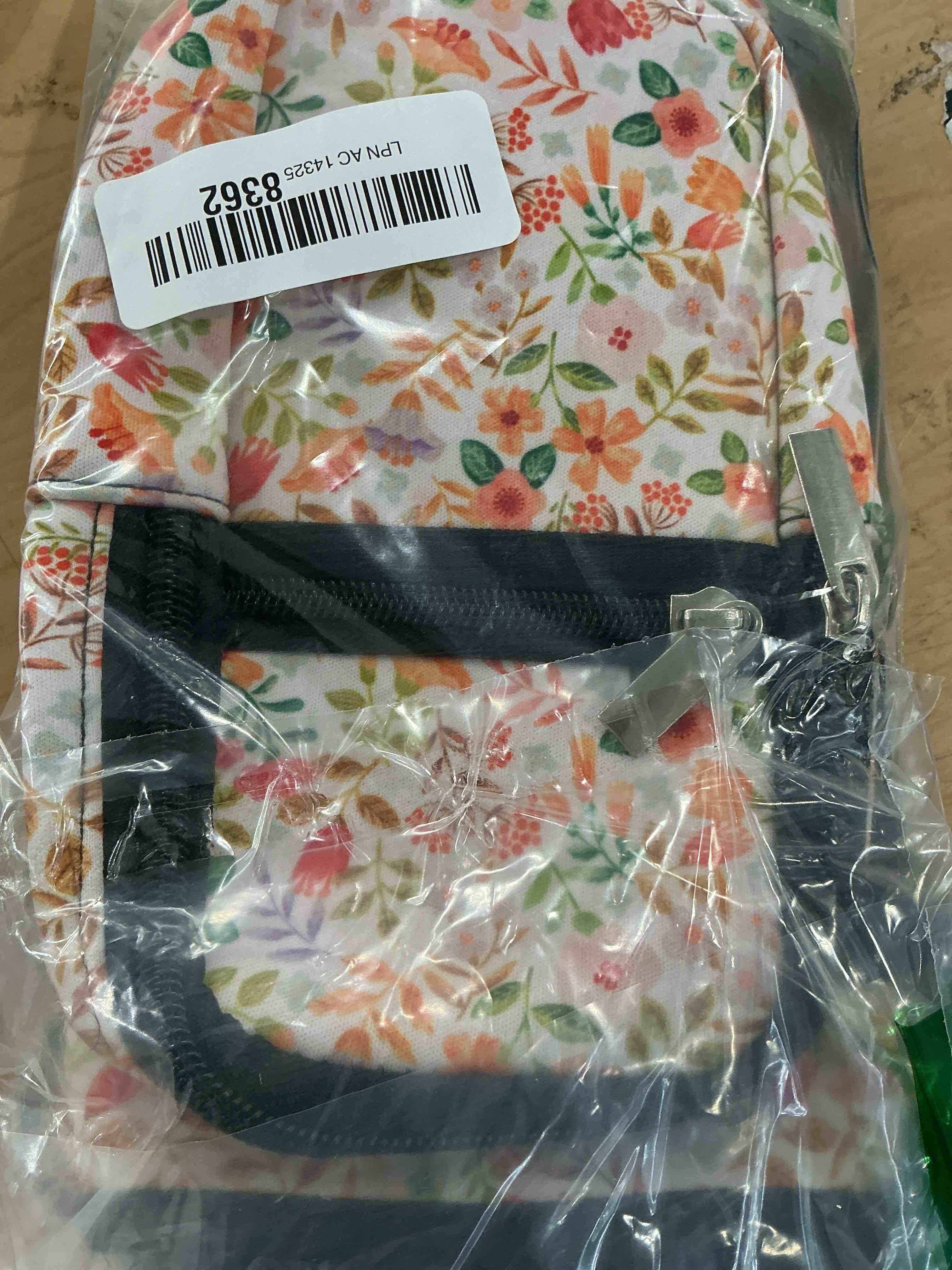 Condition photo showing New/Like New for icolor water bottle carrier bag with strap 25/32/40 oz crossbody bottle holder with phone pocket sling sleeve insulated neoprene water bottle pouch for walking travelling