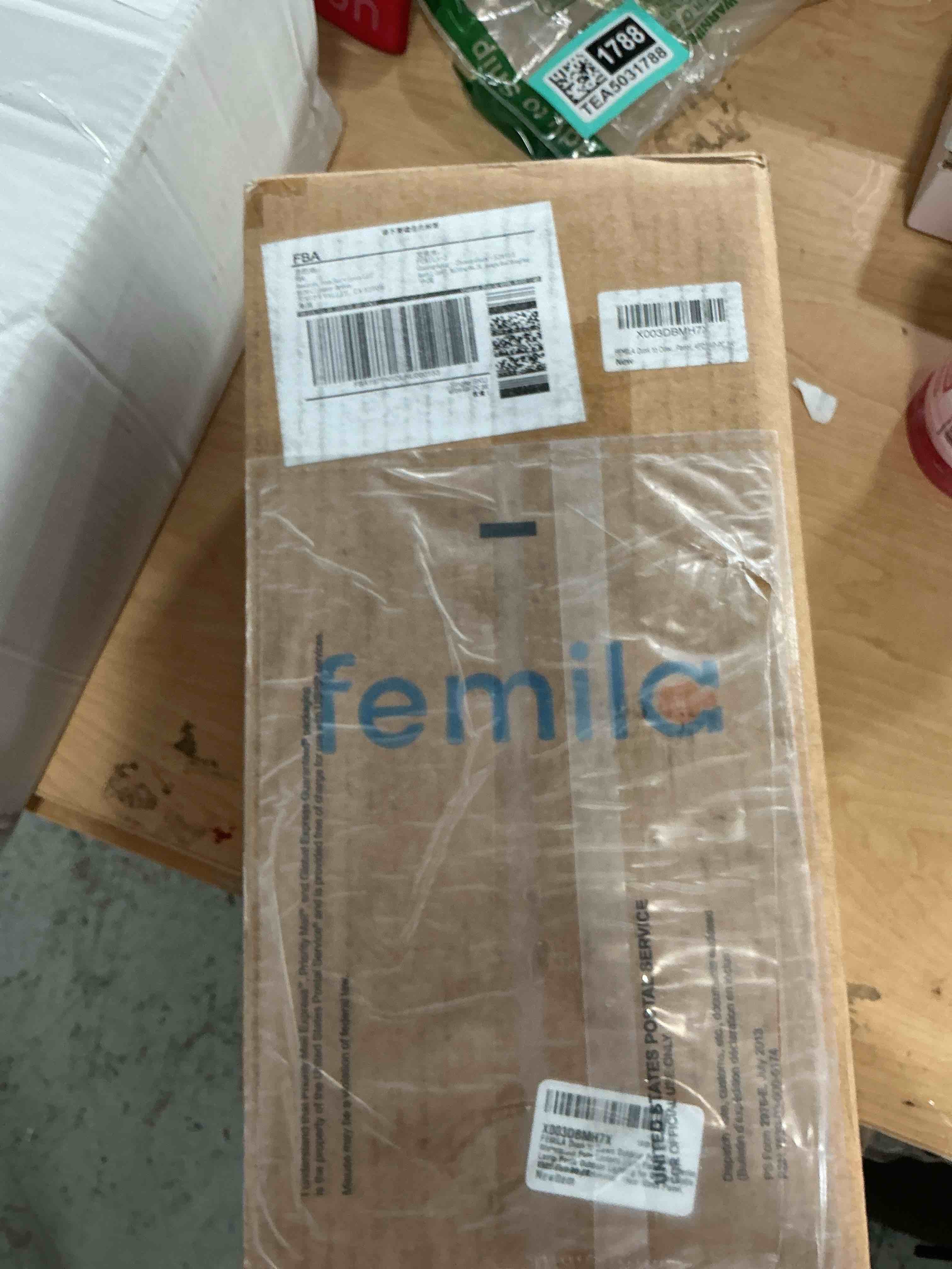Condition photo showing New/Like New for femila dusk to dawn outdoor post light, waterproof pole lantern light fixture, exterior lamp posts outdoor lighting for garden patio yard pathway driveway, clear glass panel, 4fd54p-pc bk black 16"