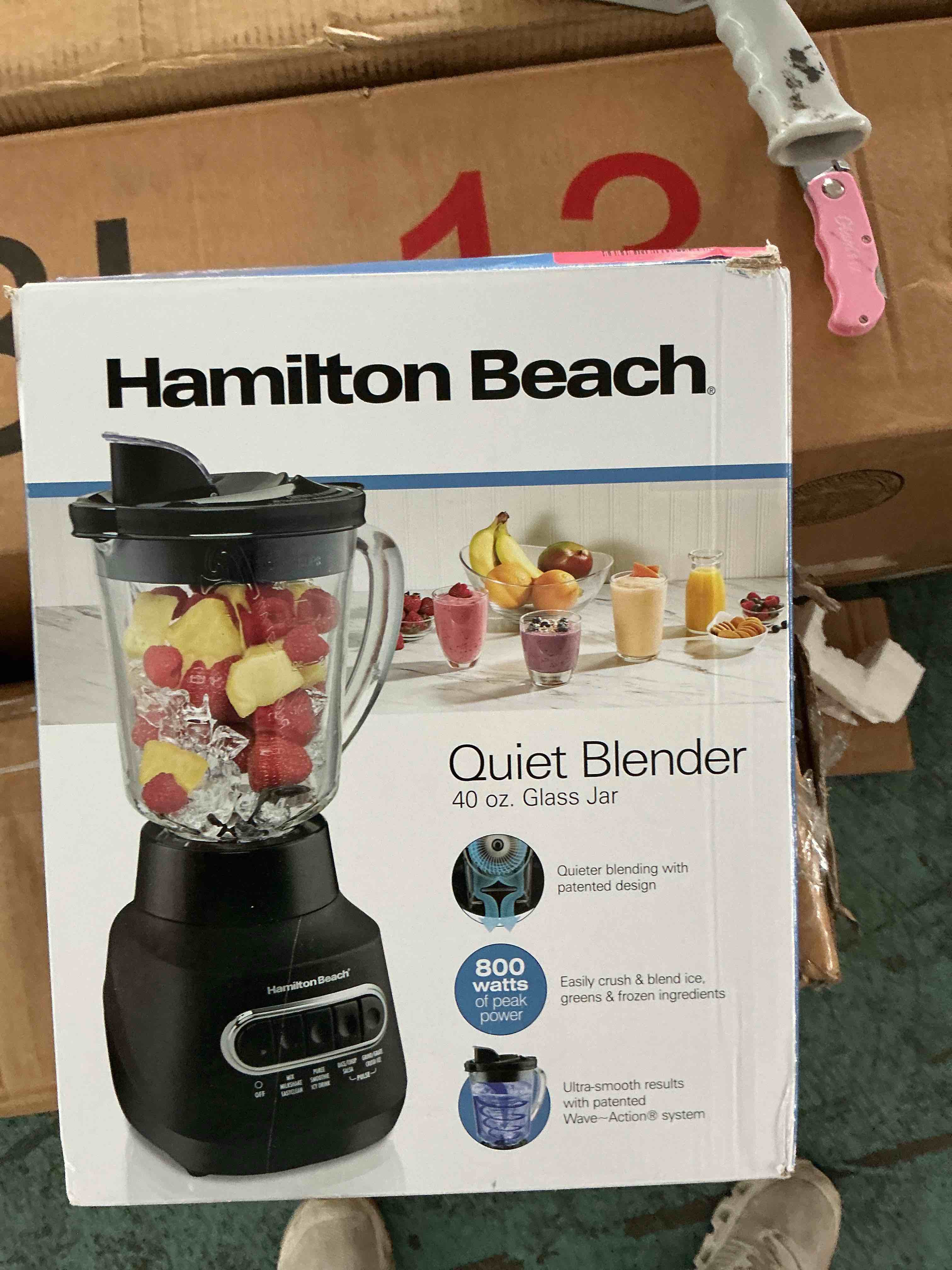 Condition photo showing New/Like New for hamilton beach wave action blender for smoothies, stainless steel ice sabre blades, 40oz glass jar, 800 watts, quiet design, black (58175) 40 oz glass jar