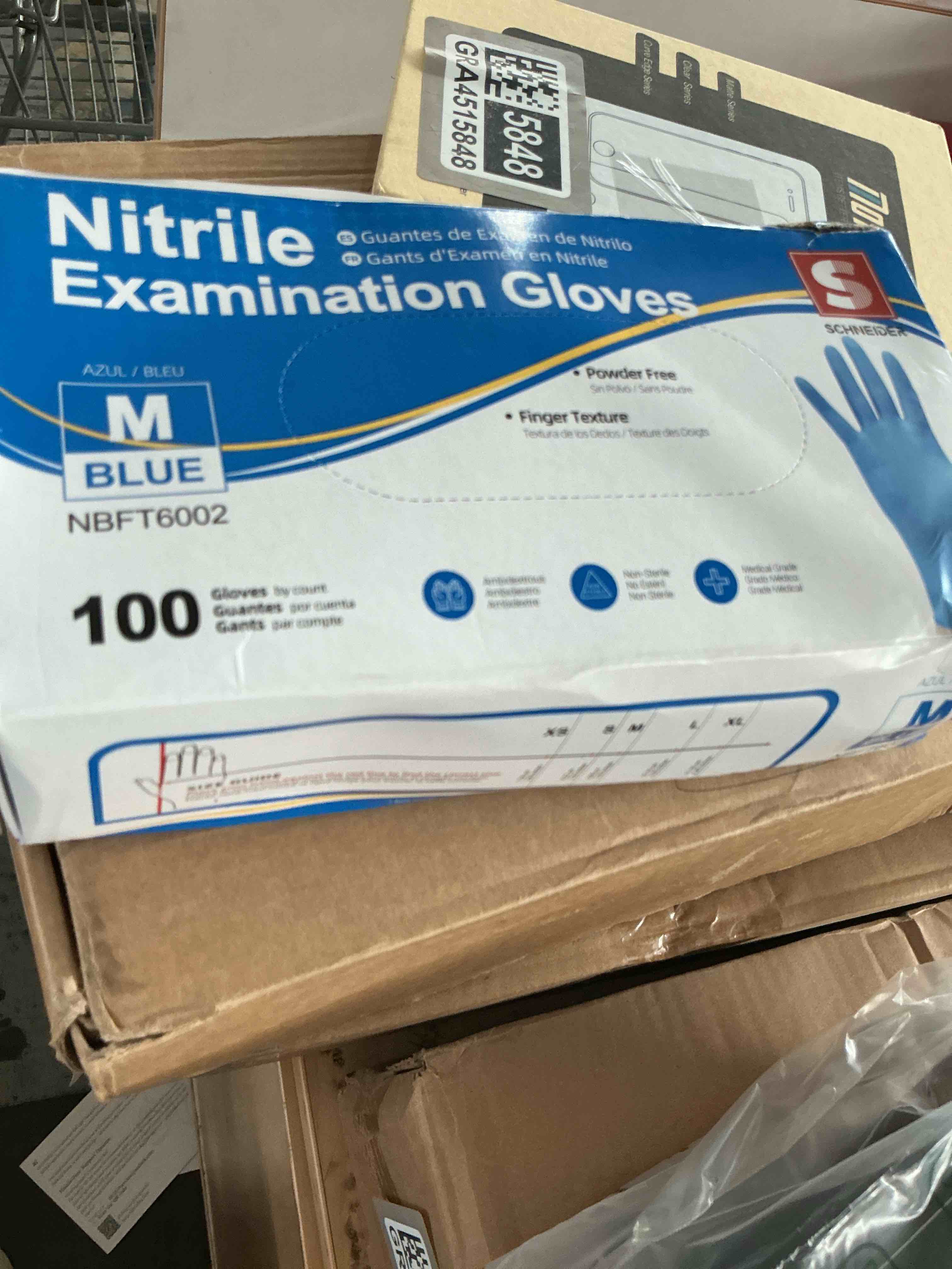 Condition photo showing New/Like New for supmedic medical soft max nitrile exam gloves powder-free disposable 100 ct