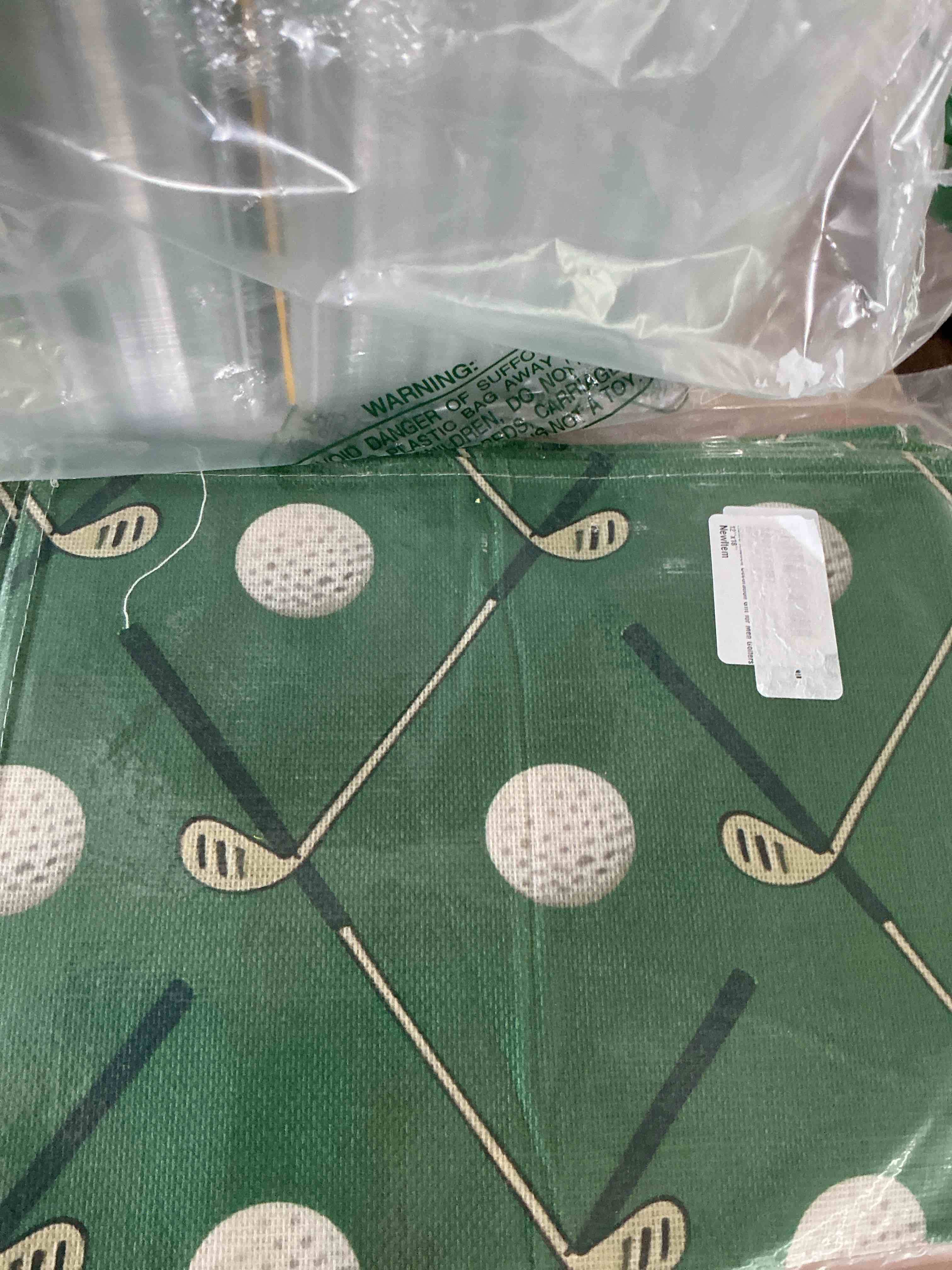 Condition photo showing New/Like New for golf sport green dining table runner, golf ball and club burlap