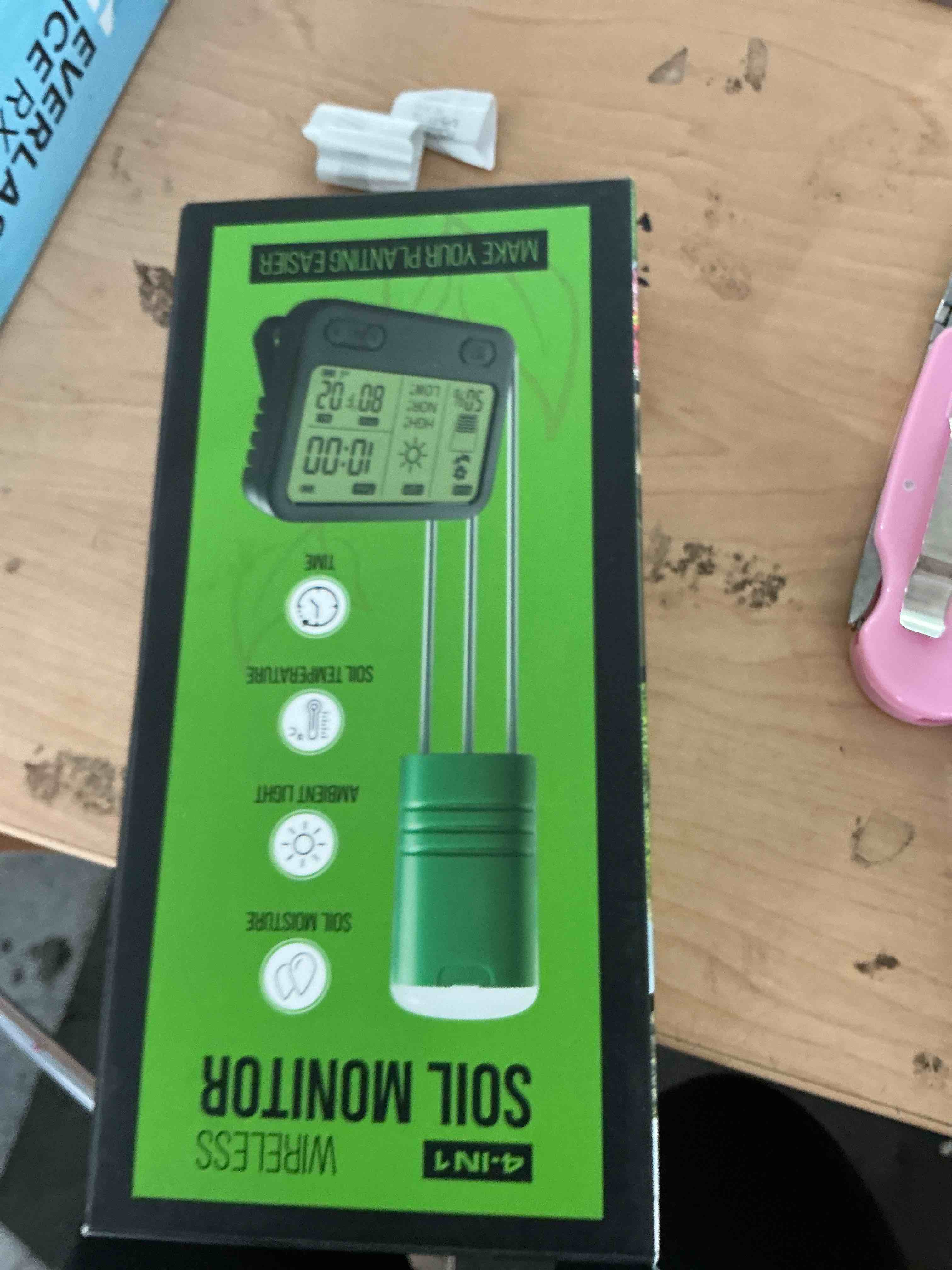 Condition photo showing New/Like New for 4-in-1 soil moisture meter for plants ,soil temperature /moisture /sunlight time, large screen, garden soil tester for lawn, farm, houseplants?wireless indoor/outdoor plant water meter (dark black)