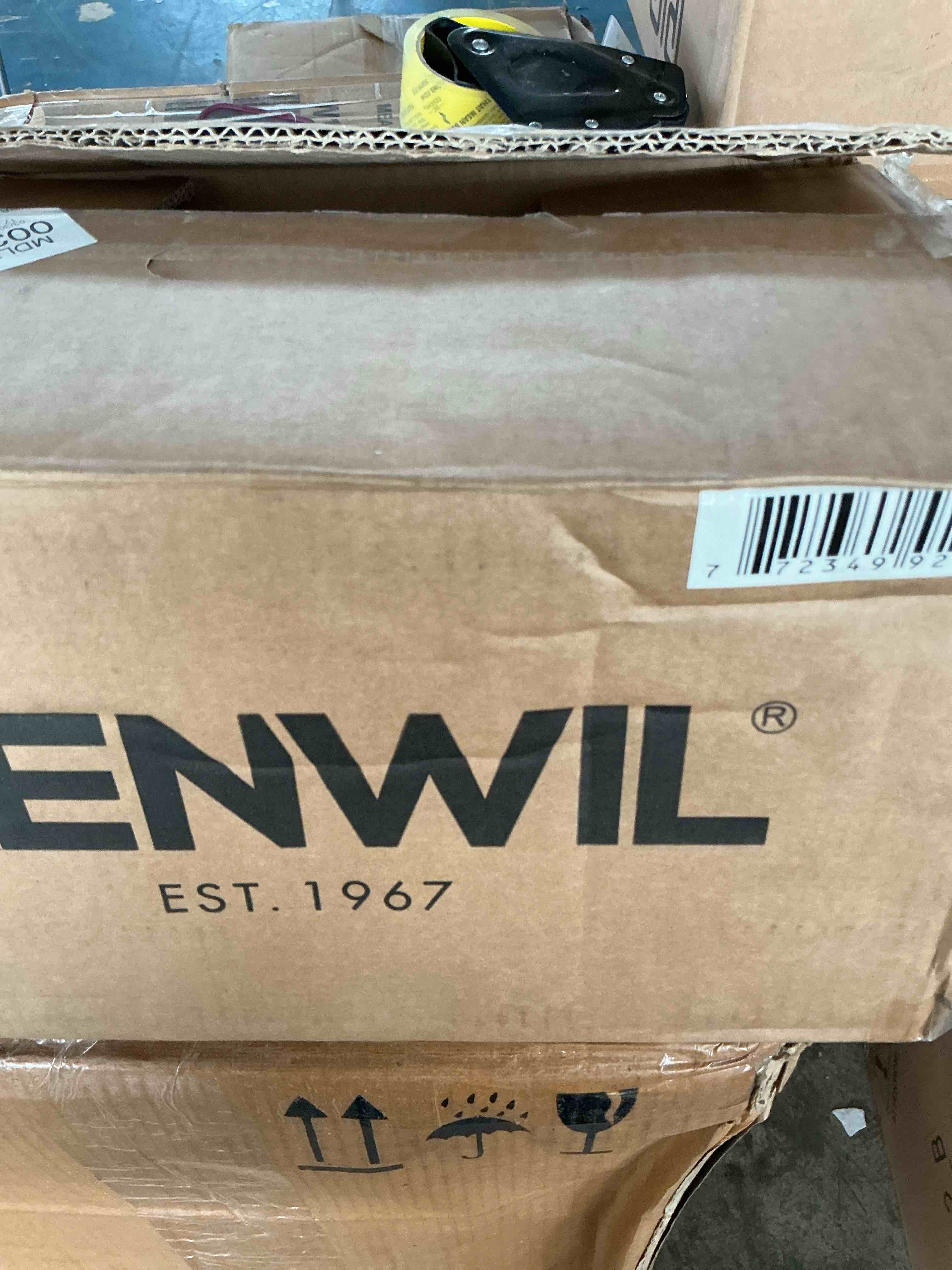 Condition photo showing As Is for renwil akira 11.2 off-white 2-light wall sconce