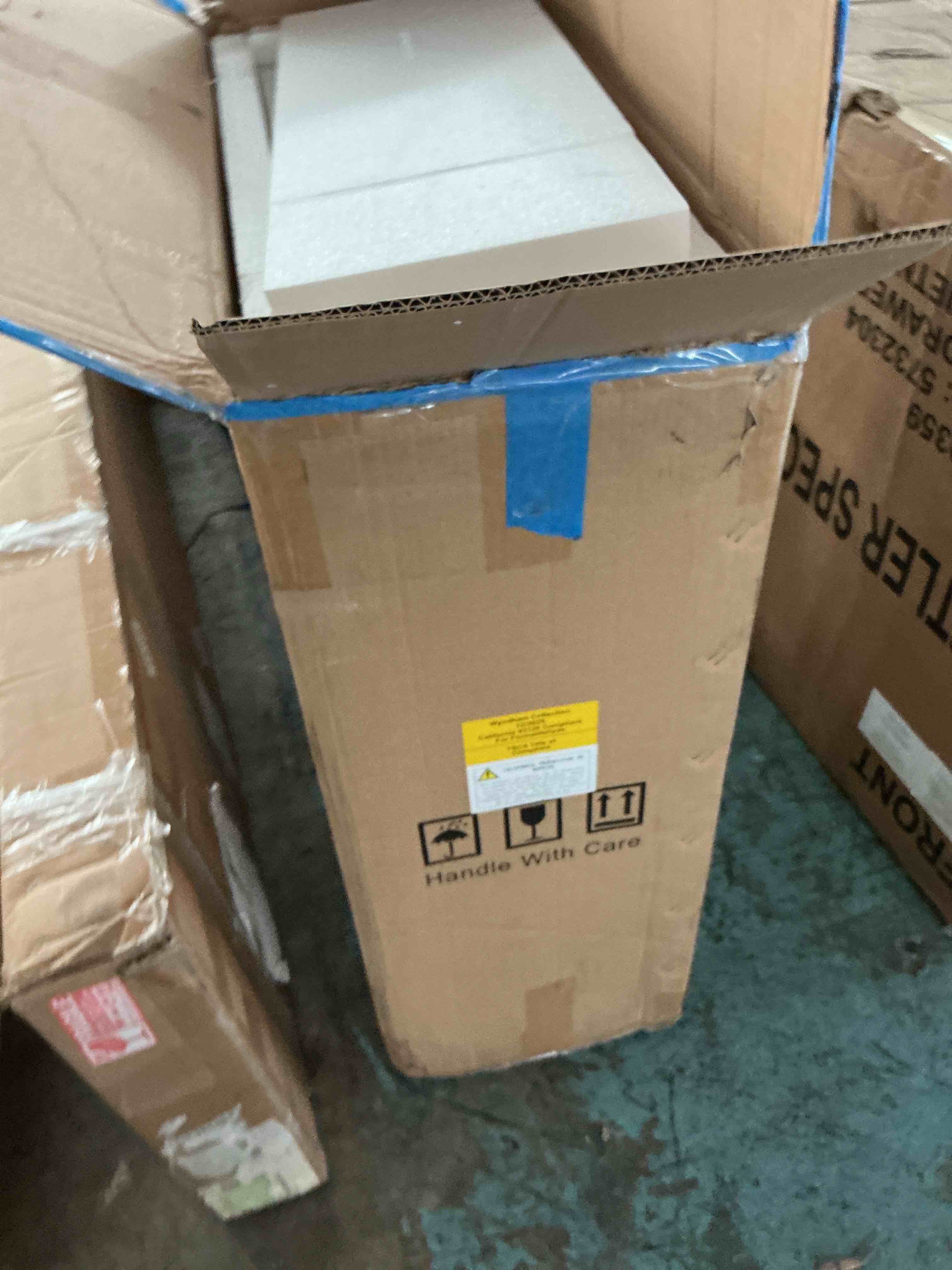 Condition photo showing New/Like New for bgymf 4-tier narrow slim bathroom storage cabinet,movable,white