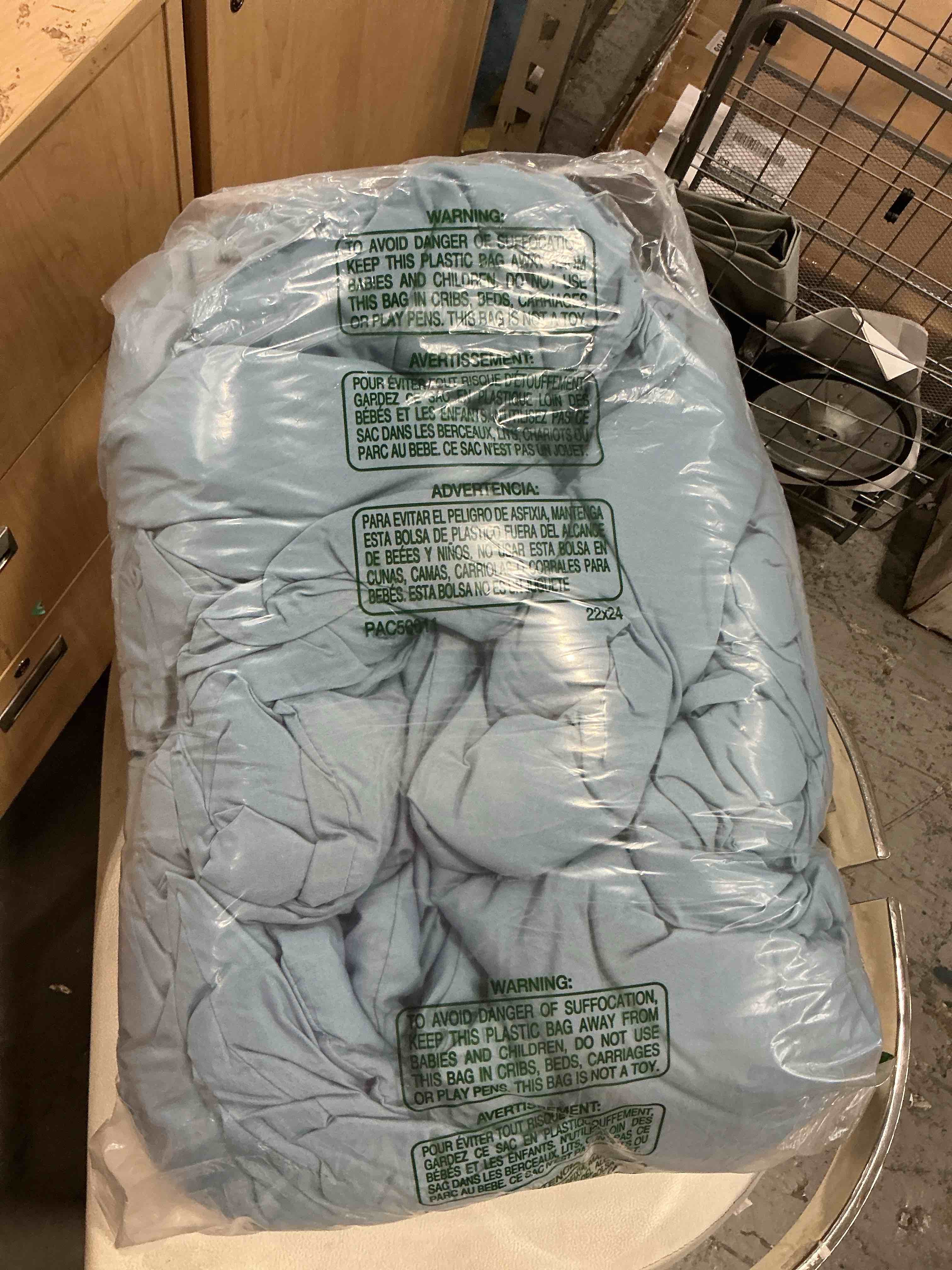 Condition photo showing Good Condition for caressma light blue comforter only