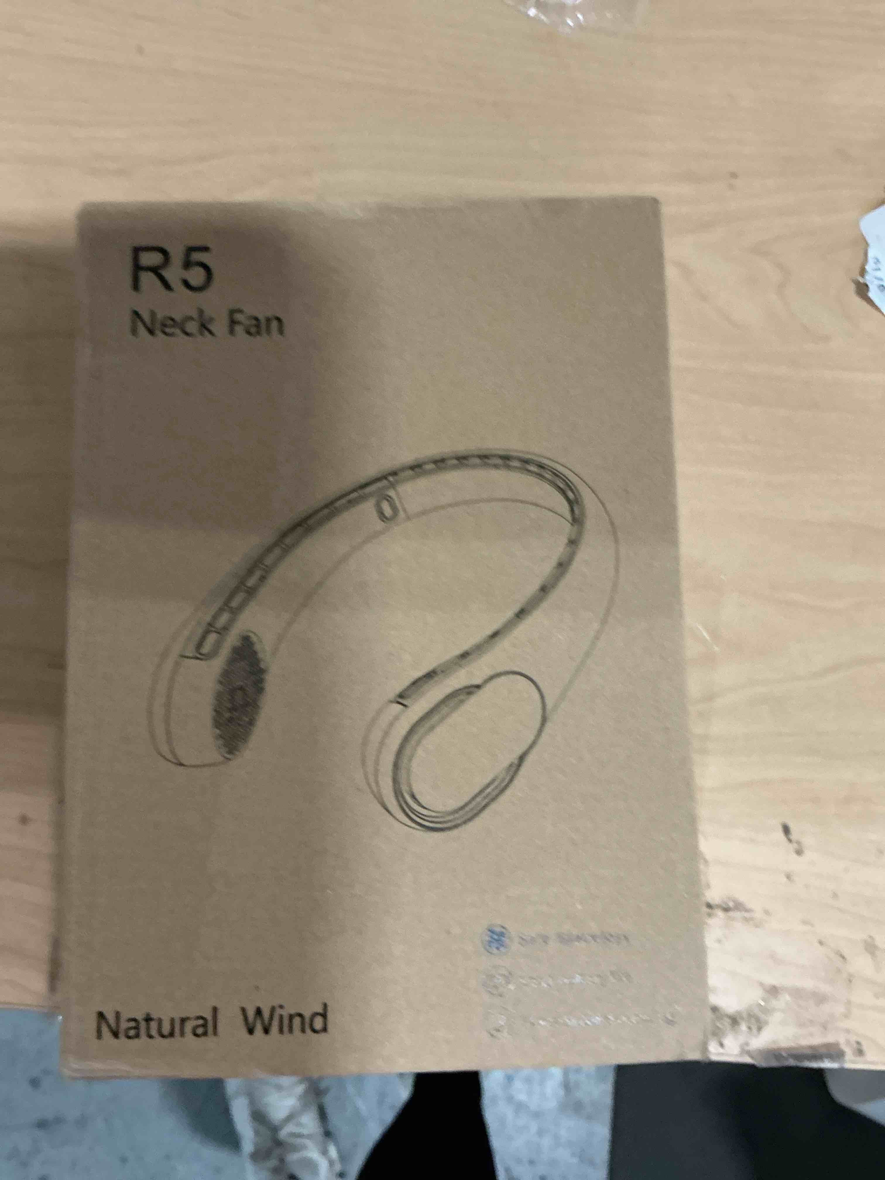Condition photo showing New/Like New for frsara neck fan, portable personal fan strong wind, 4000mah, air volume,360° cooling, no hair twisting, air volume on 2 sides, non-slip, quick charge, long use time, birthday gift for women, dad, men white