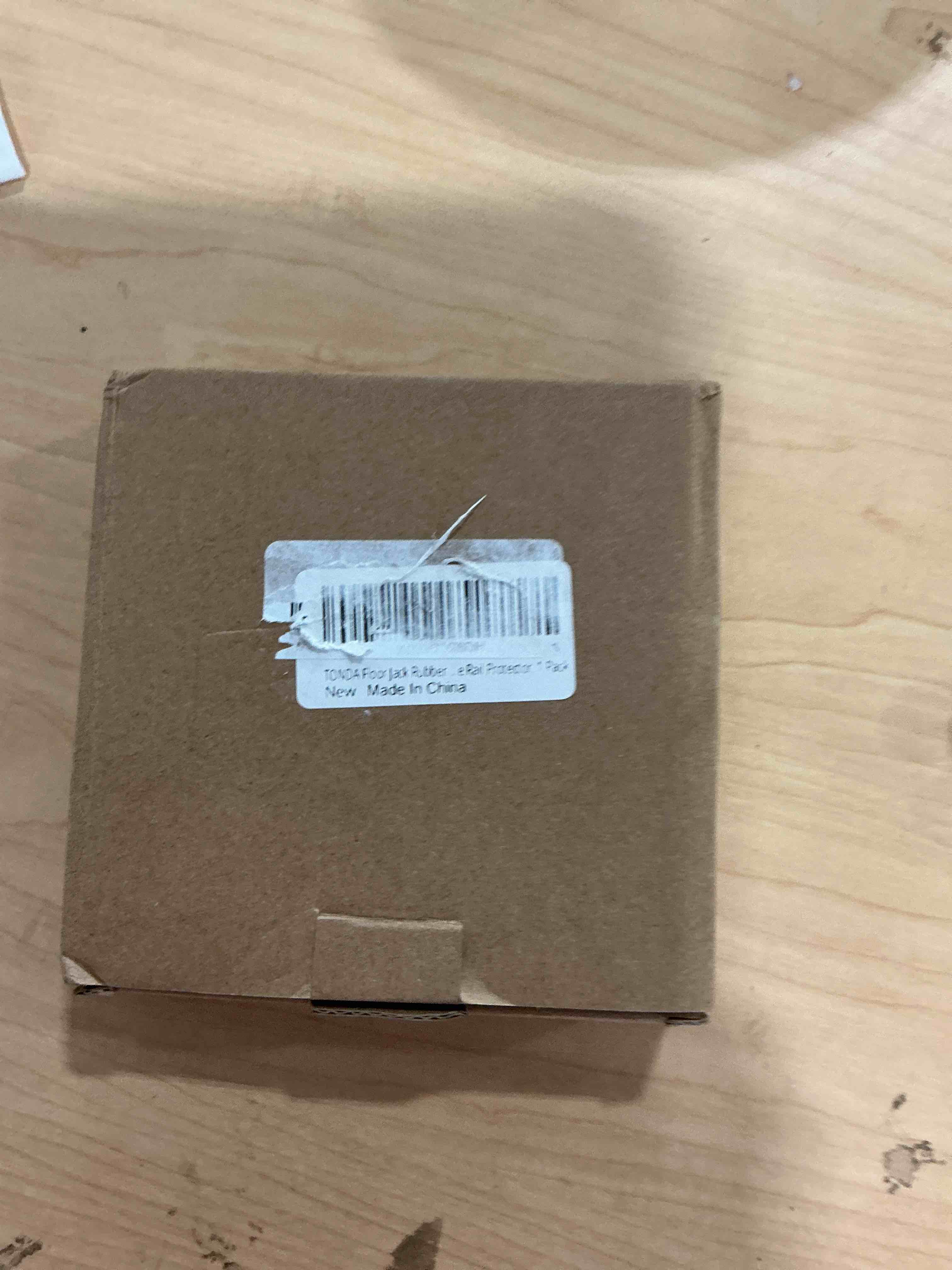 Condition photo showing New/Like New for tonda floor jack rubber pad, universal jack pad adapter, pinch weld side frame rail protector, 1 pack