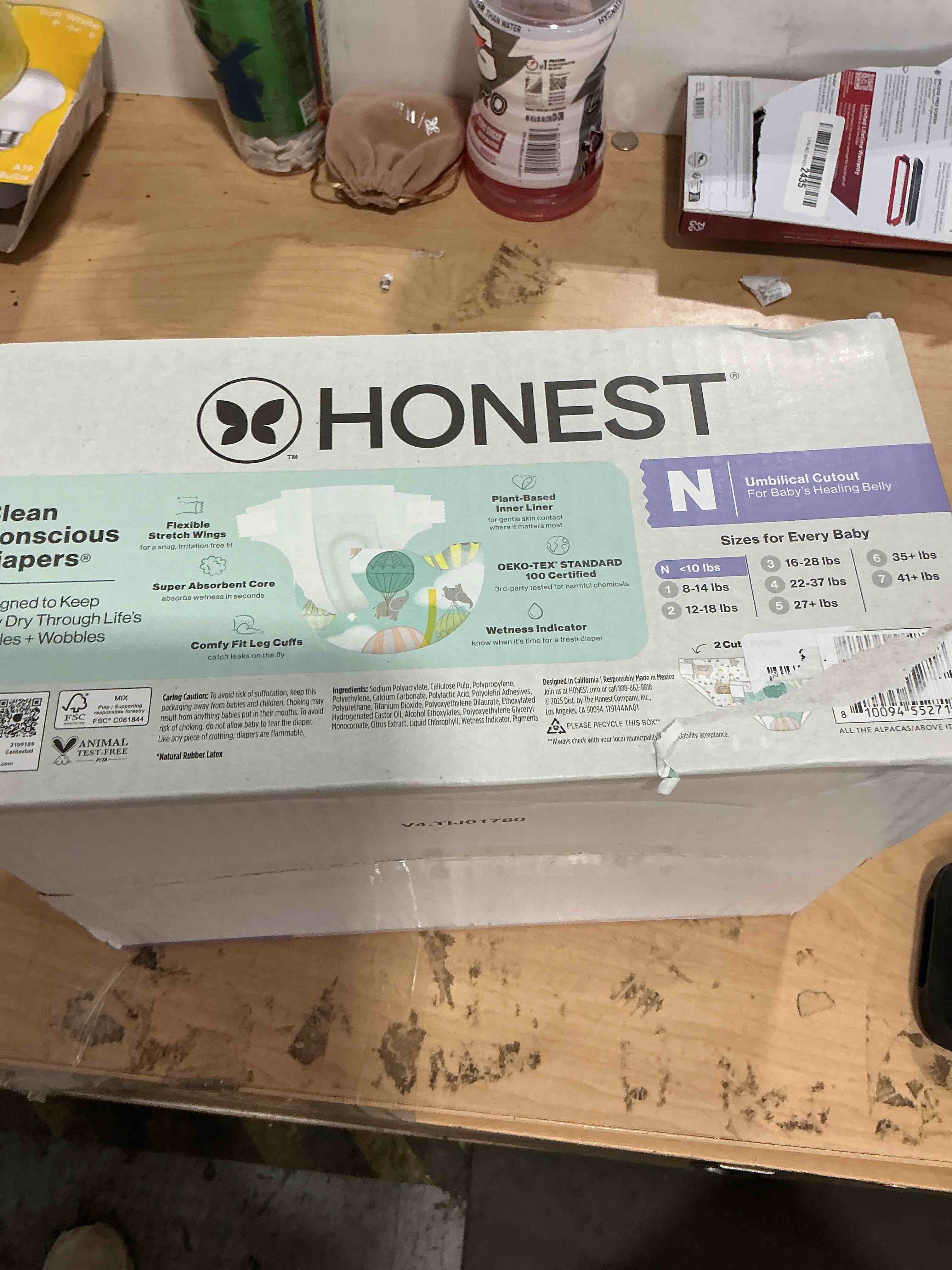 Condition photo showing New/Like New for the honest company comfort dry disposable daytime diapers for sensitive skin, hypoallergenic, above it all + all the alpacas, club box size newborn 72 count newborn (72 count) above it all + all the alpacas