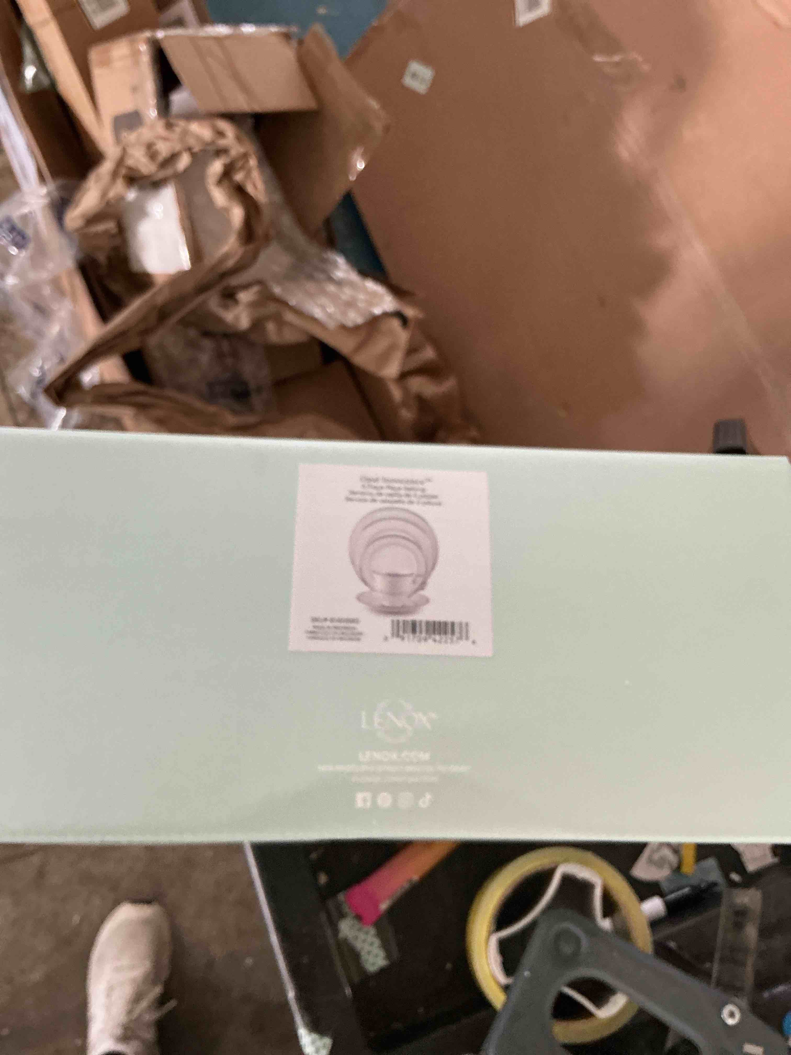 Condition photo showing New/Like New for lenox 4 piece place setting opal innocence, white