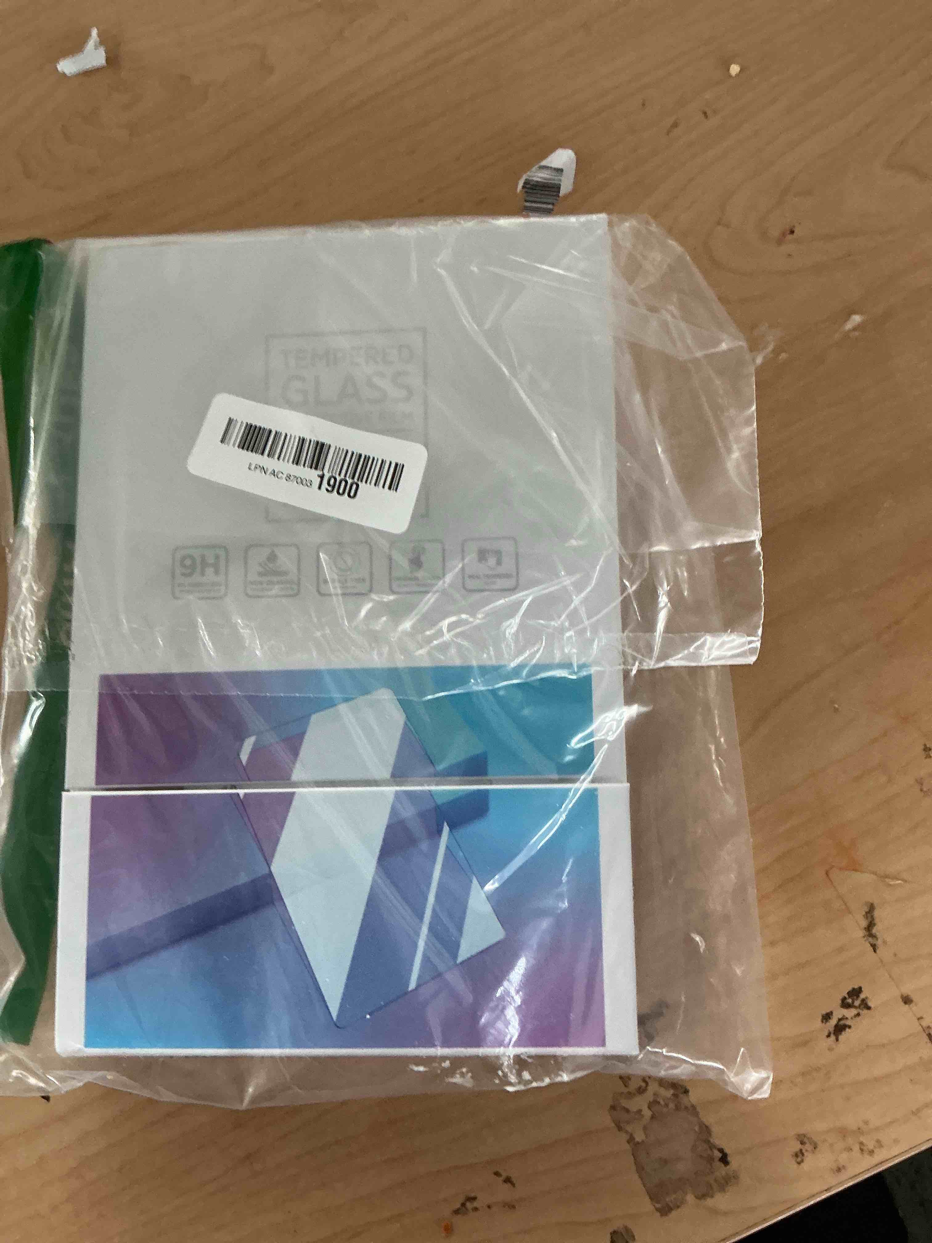 Condition photo showing Good Condition for 8" rear display back screen protector for 2024 2025 2026 tesla model 3 , 2025 2026 tesla model y juniper premium performance 8" rear touchscreen accessories -tempered glass glossy/anti finger print