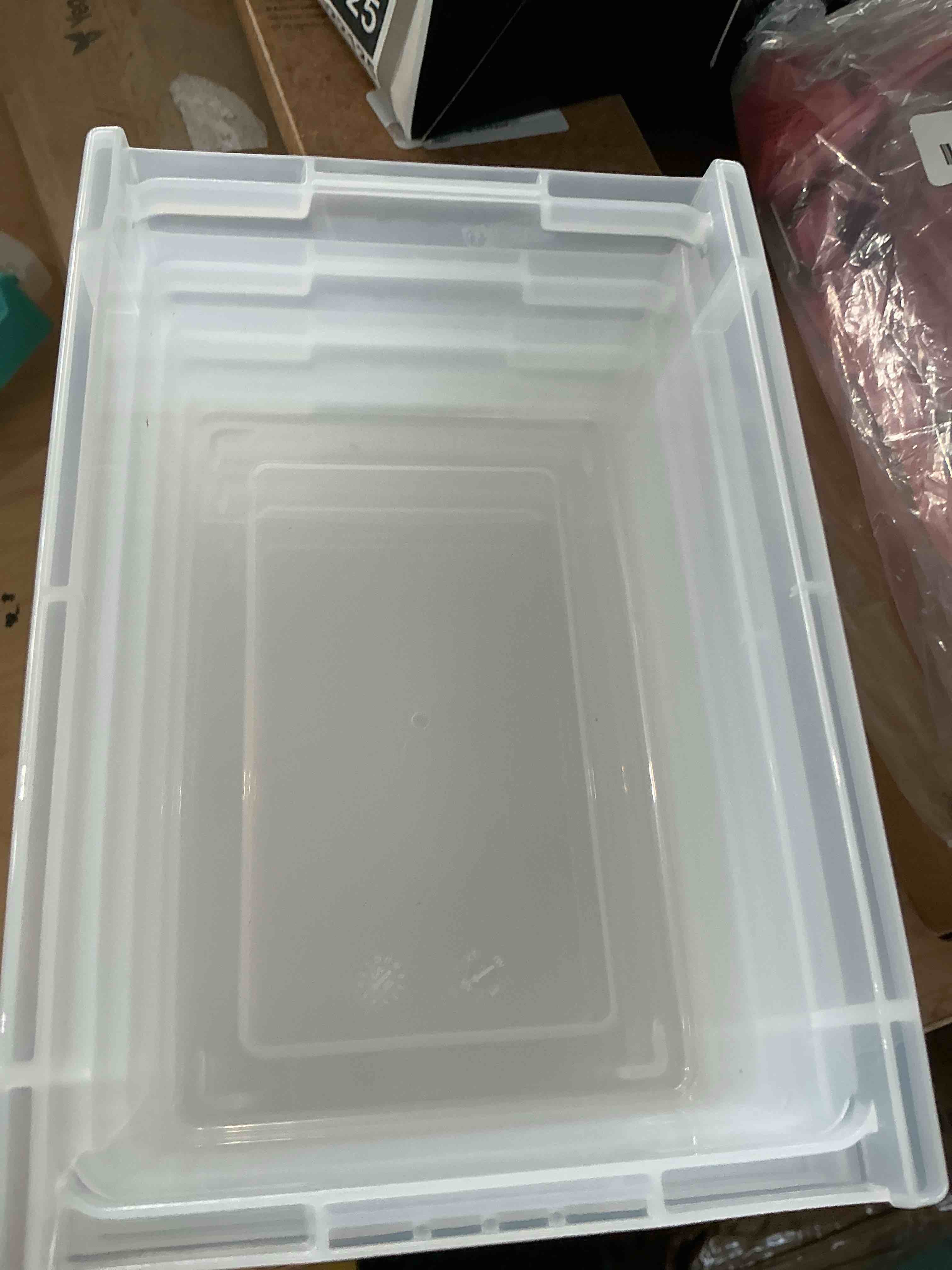 Condition photo showing Good Condition for citylife 6 packs0.53 qt small storage bins with lids,stackable clear one has a crack