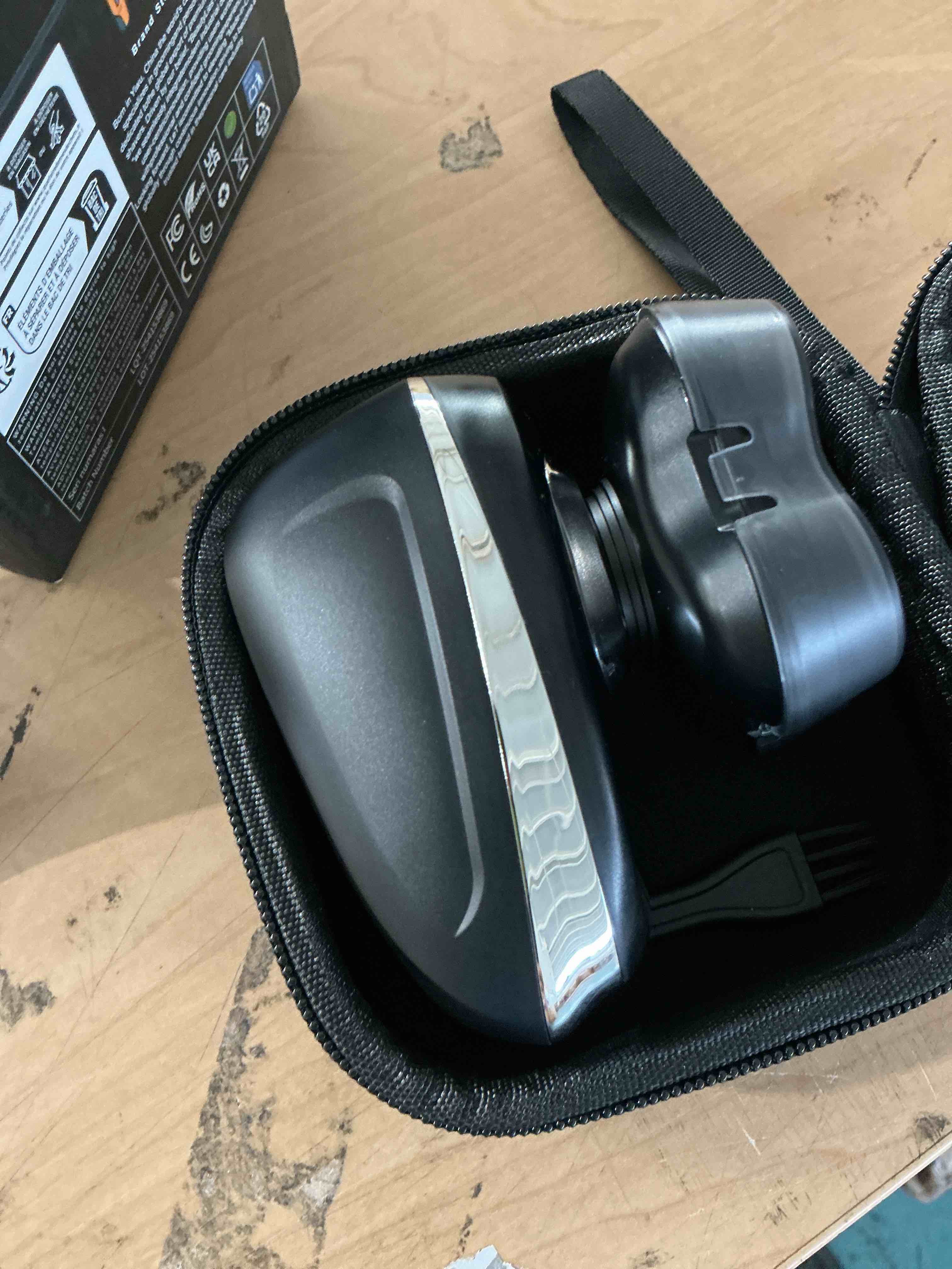 Condition photo showing New/Like New for kemei km-t378 5 head electric shaver for men, 10000rpm rotary razor with led display, ipx7 waterproof wet dry shaver, usb-c fast charging, balding head shaver for face and head