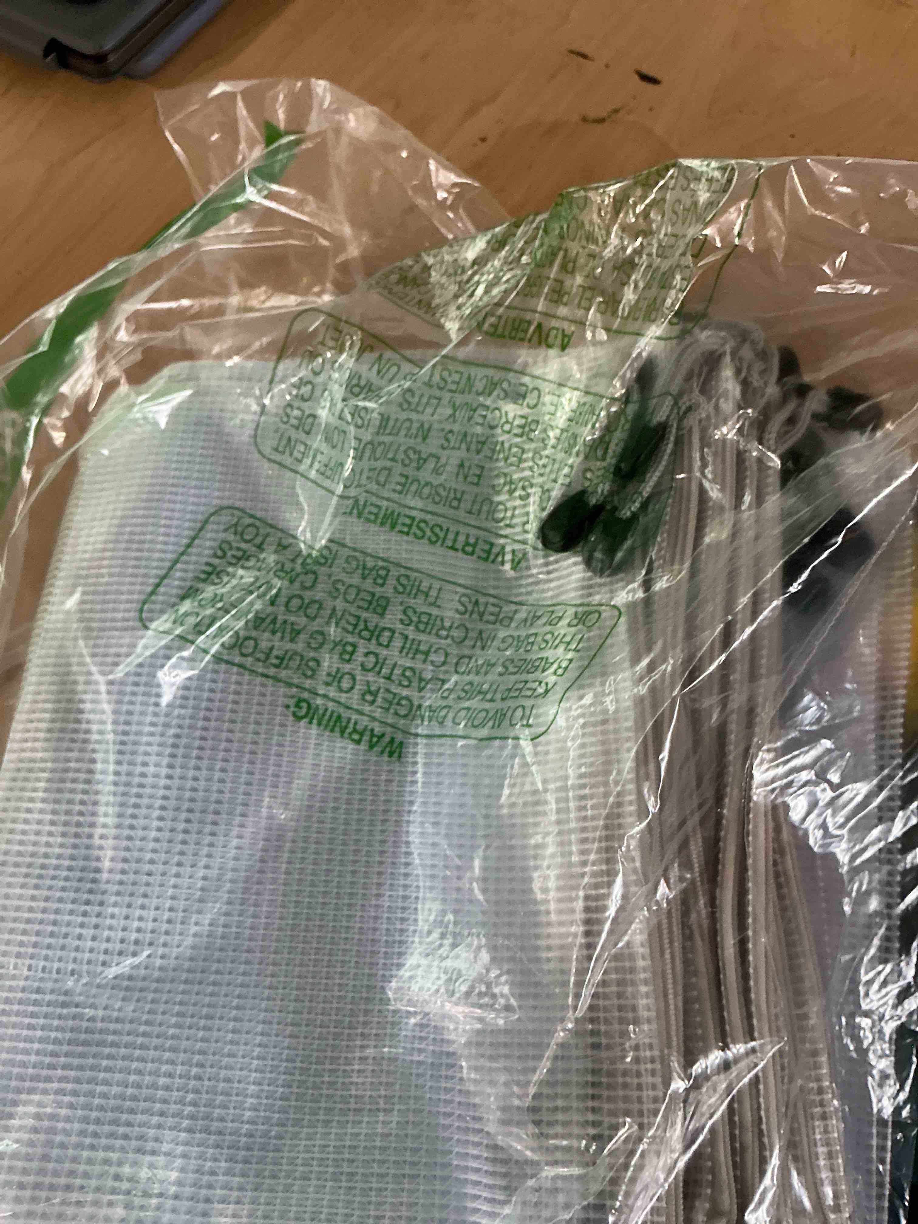Condition photo showing New/Like New for 12 pcs plastic mesh zip file bags, b8 waterproof tear-resistant file folder