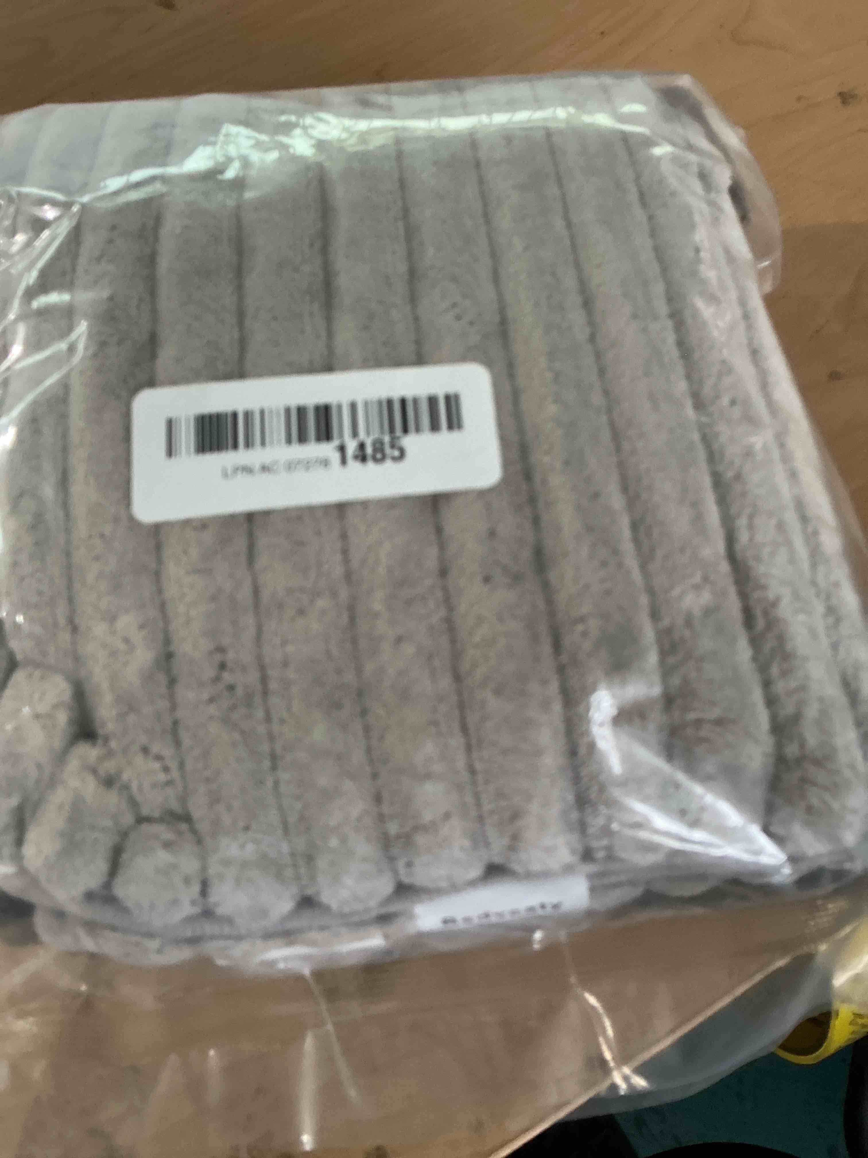 Condition photo showing New/Like New for luxury 3-piece quick-dry bath towel set – ultra soft microfiber towels
