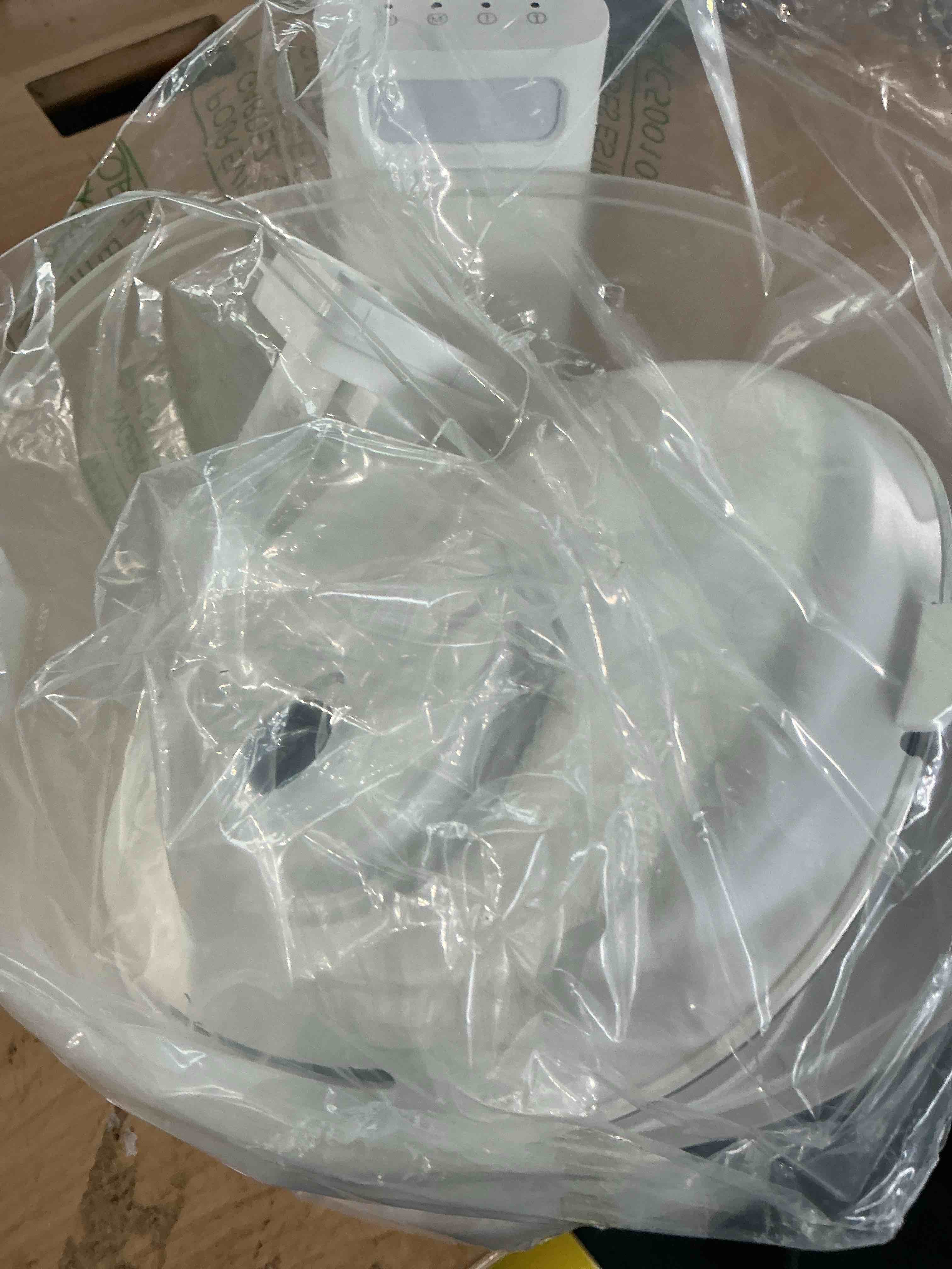 Condition photo showing Good Condition for cheerble pumpless cat water elfin fountain, wireless pet fountain battery operated, 2l/67oz e1+ automatic water dispenser cats & dogs magdrive™ technology stainless steel tray, no cleaning hassle