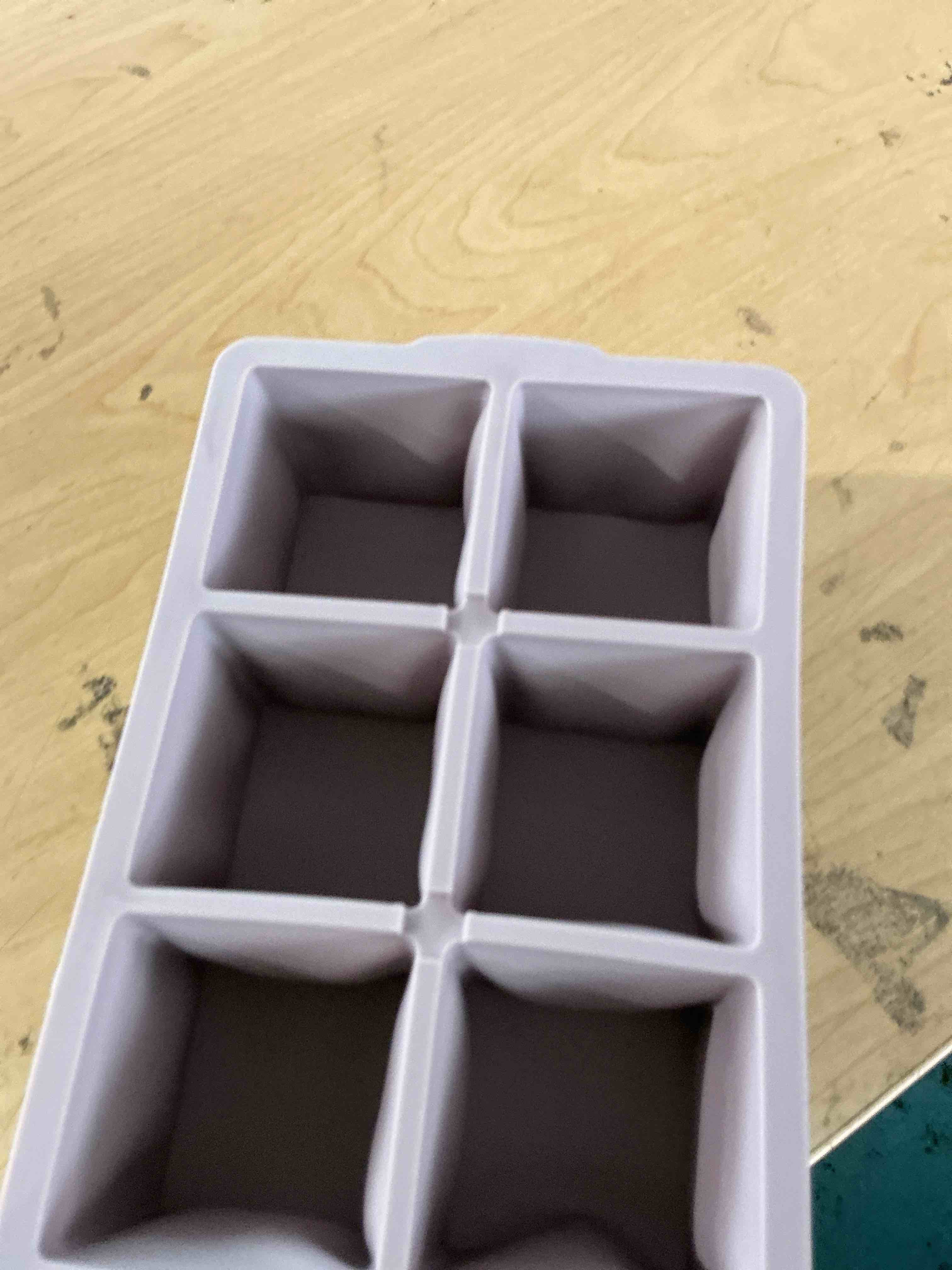 Condition photo showing New/Like New for excnorm silicone ice cube trays 3 pack - large size silicone ice cube molds with leak proof removable lid square ice cube tray and bpa free for cocktail,whiskey, stackable flexible ice