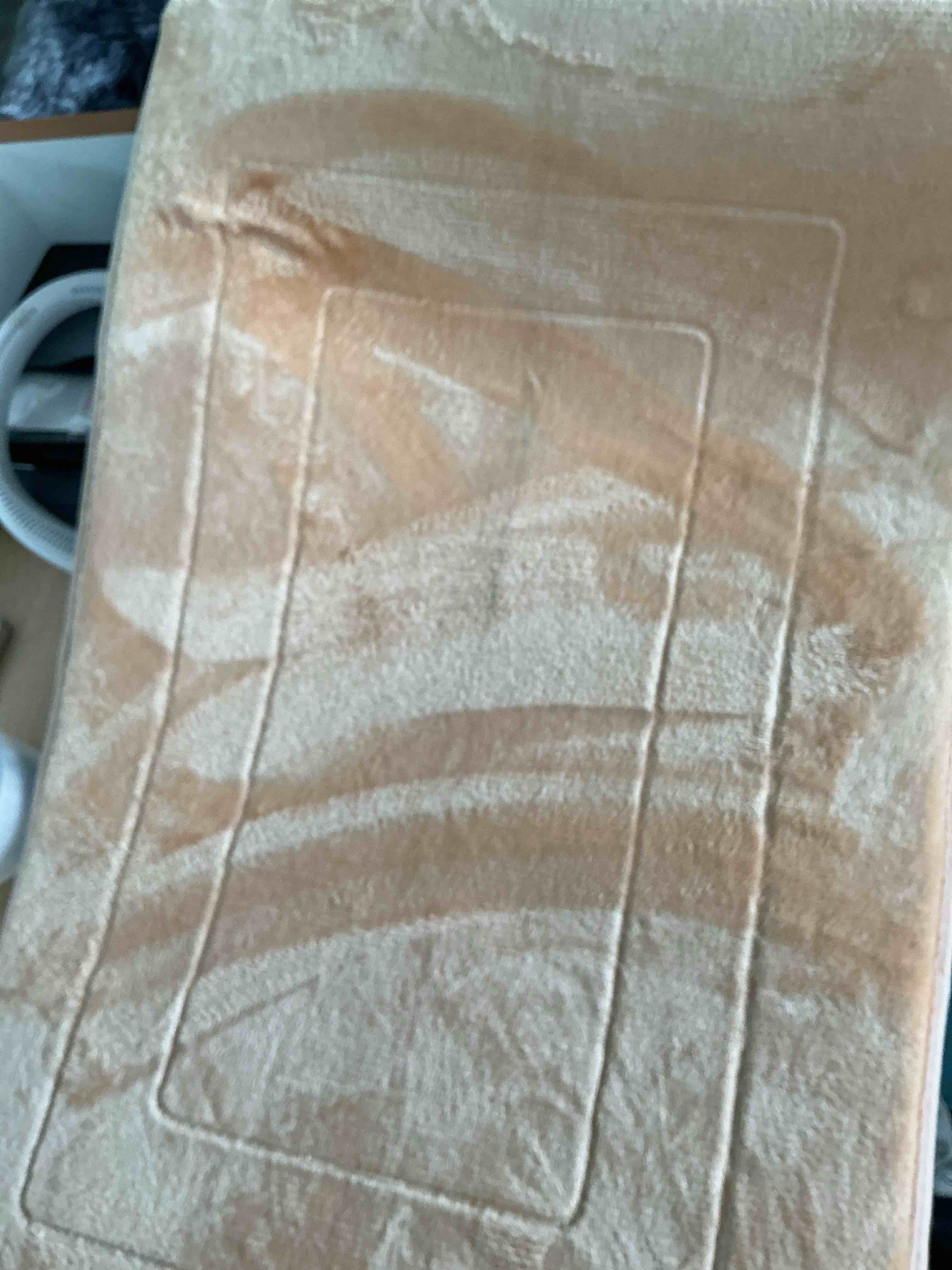 Condition photo showing New/Like New for itsoft memory foam bath mat 24x16, non slip, machine washable, quick dry & absorbent rugs, bath mats for bathroom floor, tub & shower, bathroom rug, beige