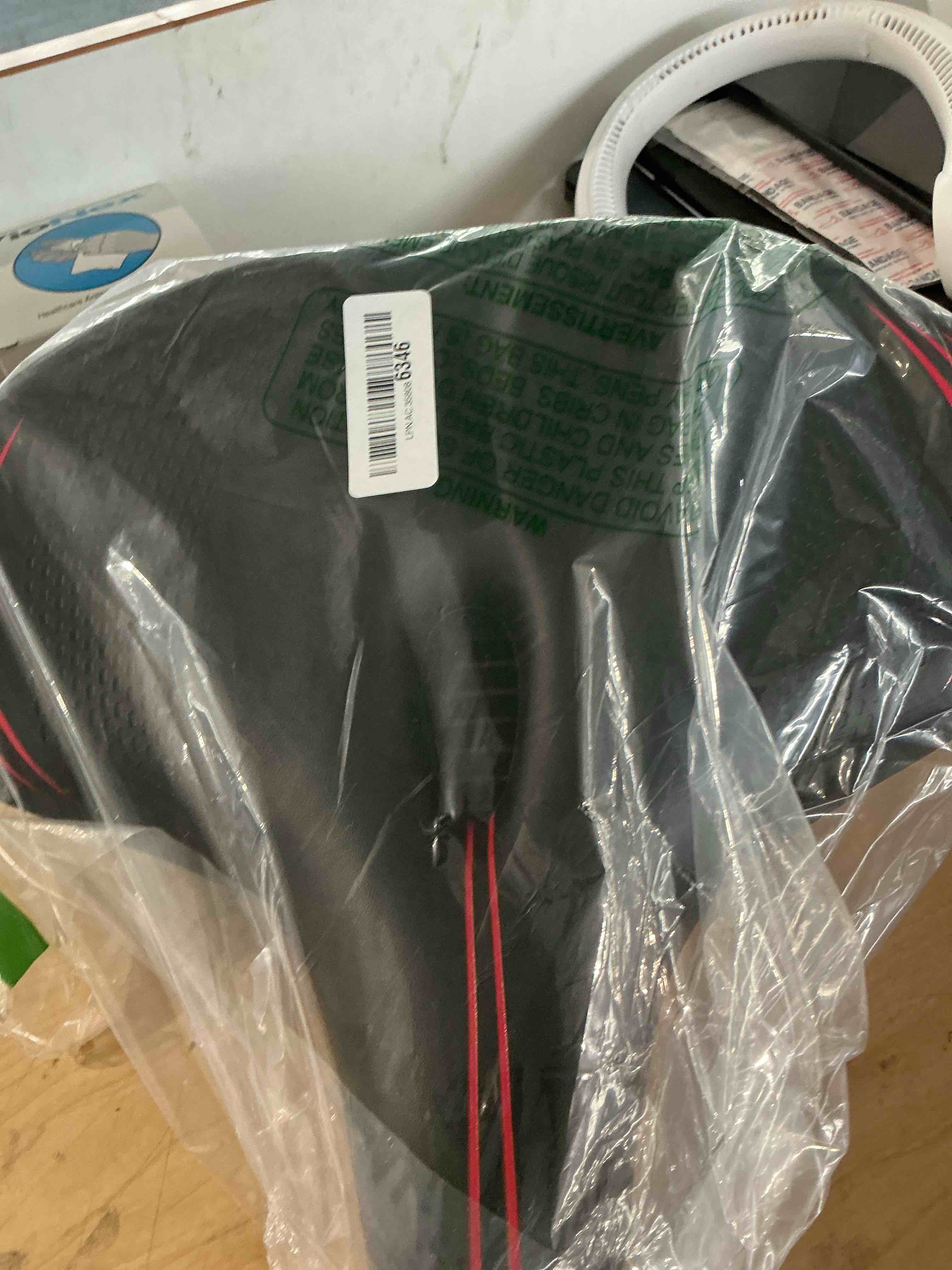 Condition photo showing New/Like New for extra wide oversized bike seat cushion comfort bicycle saddle replacement