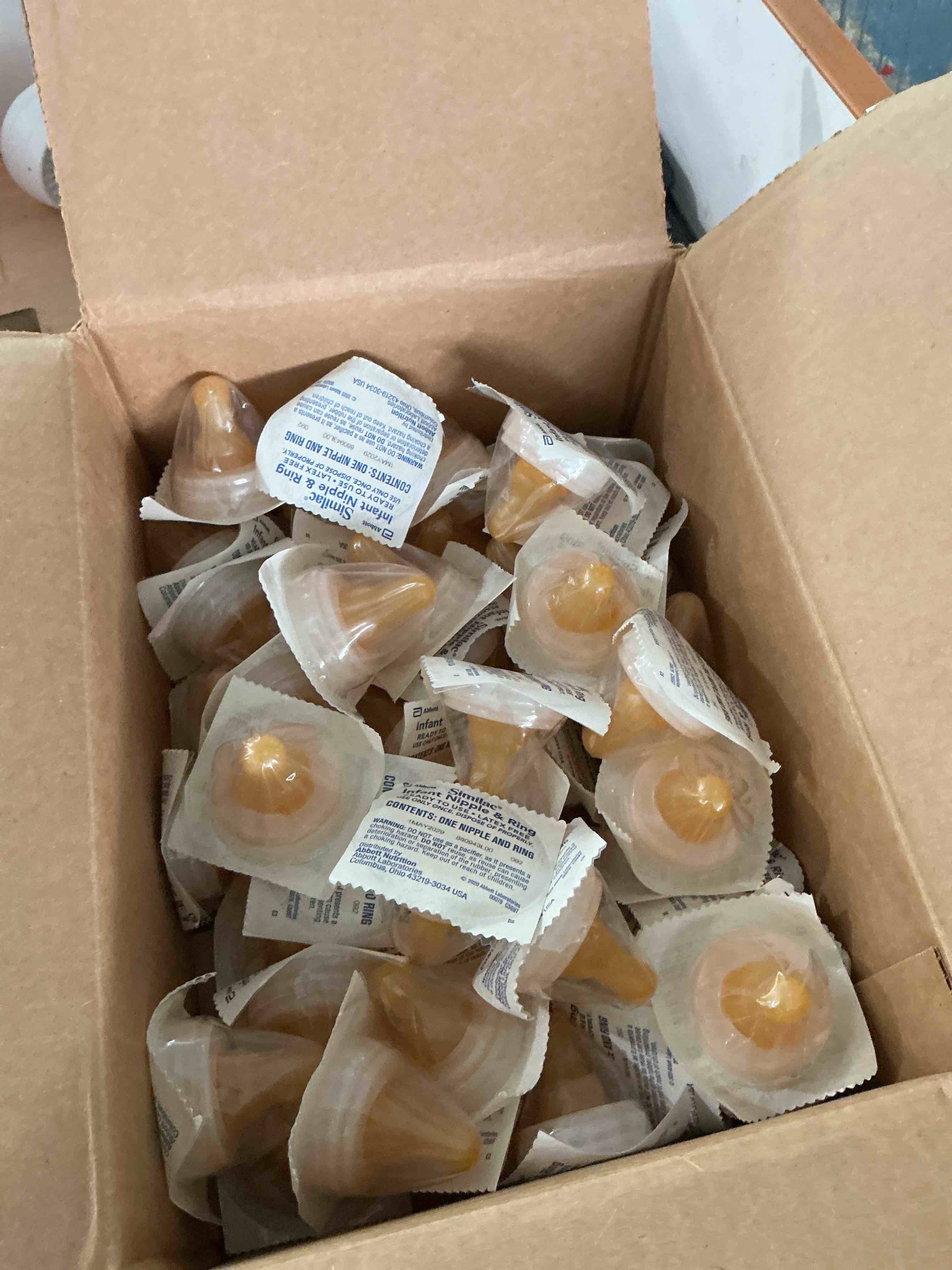 Condition photo showing New/Like New for similac infant nipples and rings, latex-free, disposable, case of 50