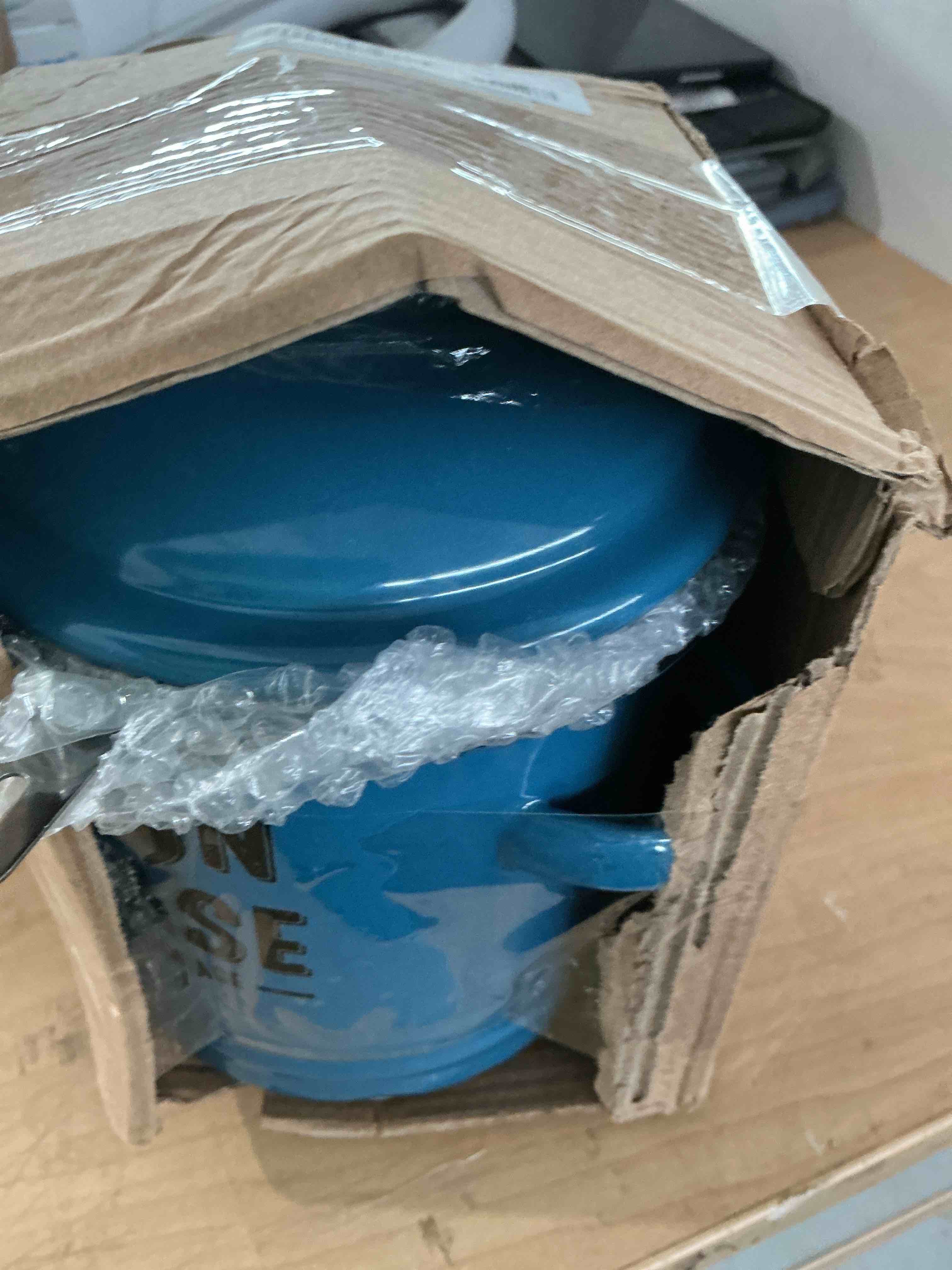 Condition photo showing New/Like New for yokodu 42oz bacon grease container with strainer,enamel ceramic bacon fat can for kitchen cooking grease saver keeper for reuse & disposal(blue)