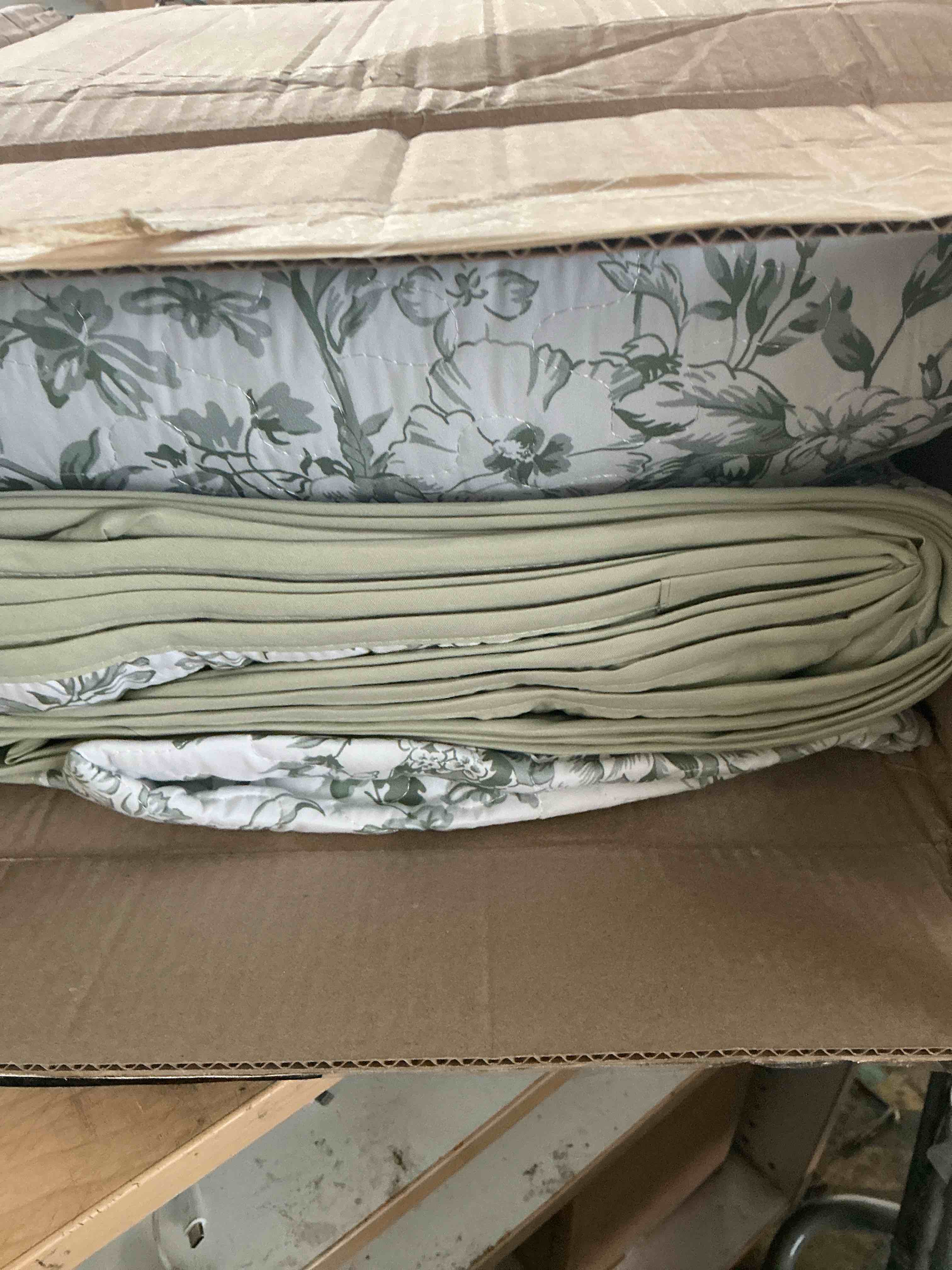 https://s3.amazonaws.com/lotting-images-prod/NonstopDeals/GRA4525445_1789497128326.jpeg