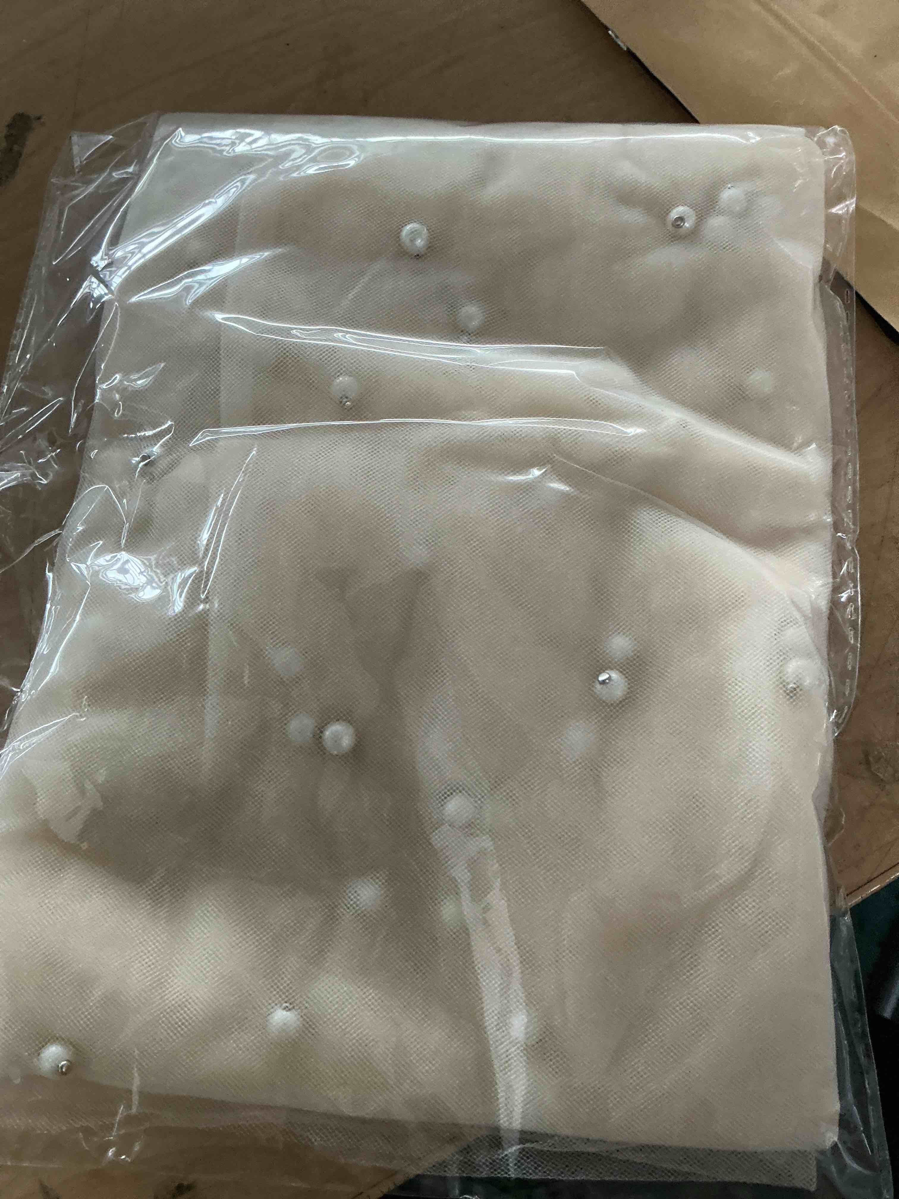 https://s3.amazonaws.com/lotting-images-prod/NonstopDeals/GRA4525590_1789586384223.jpeg
