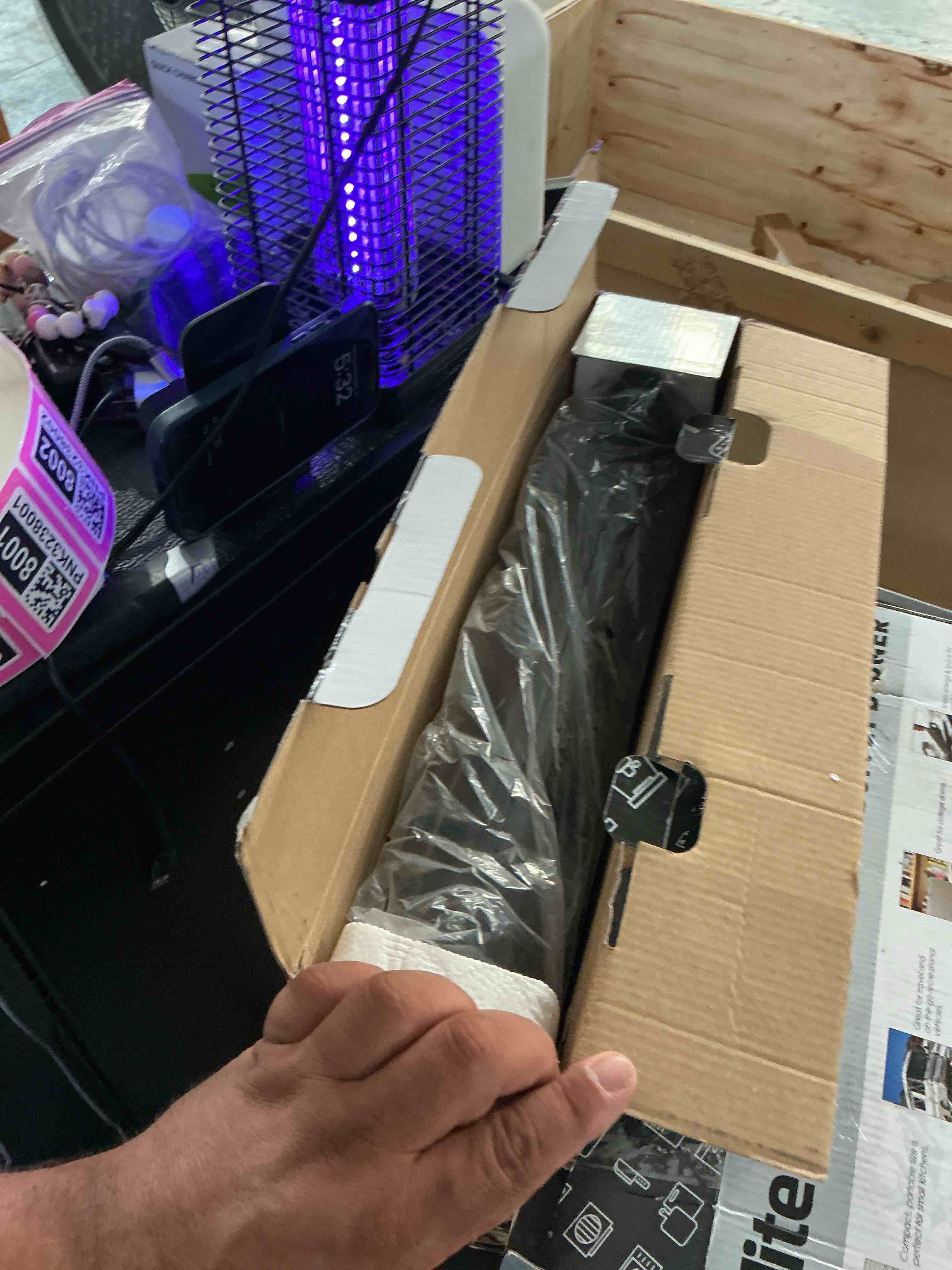 https://s3.amazonaws.com/lotting-images-prod/NonstopDeals/PNK3238008_1758061970965.jpeg