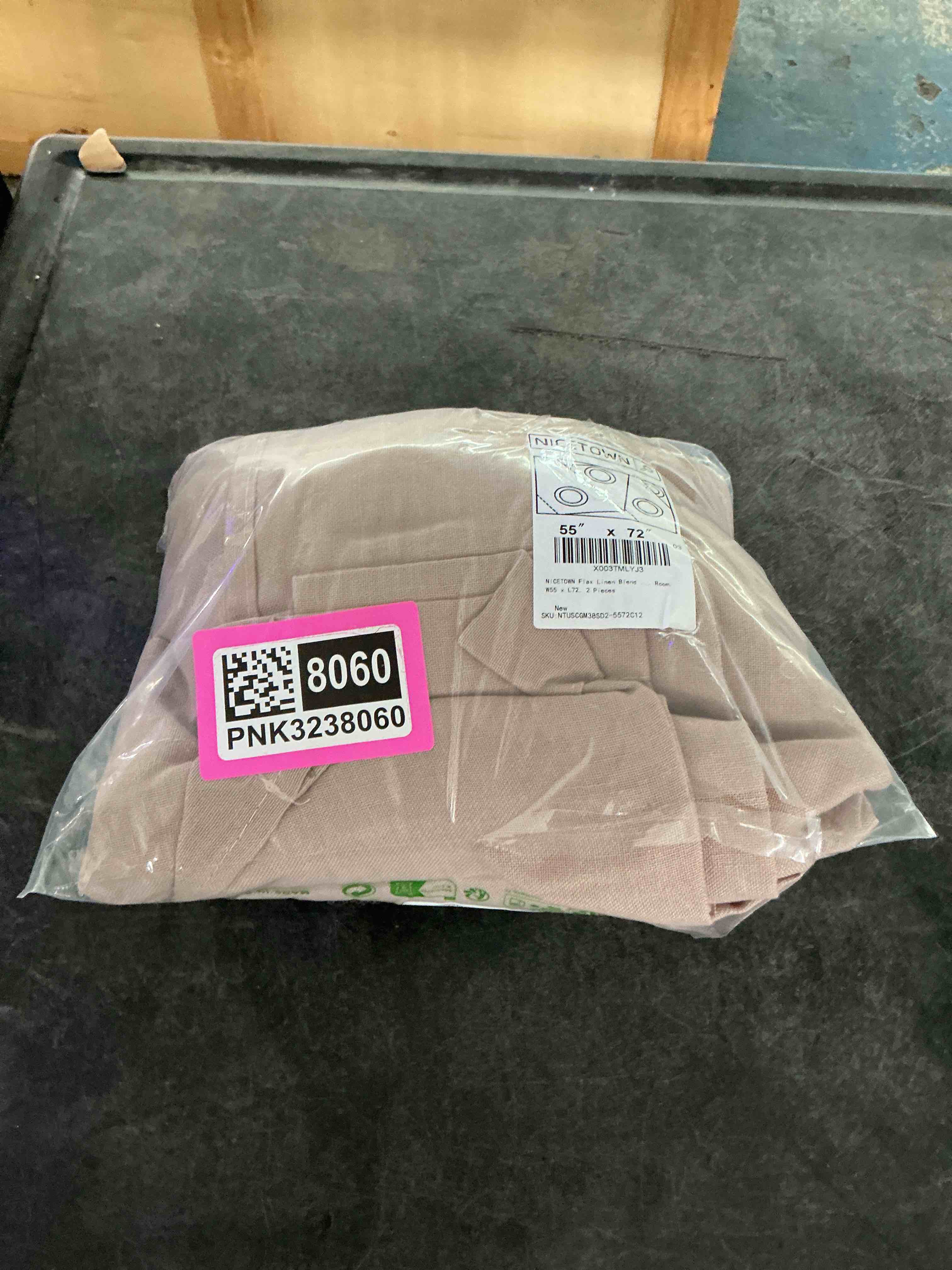 https://s3.amazonaws.com/lotting-images-prod/NonstopDeals/PNK3238060_1758123253030.jpeg