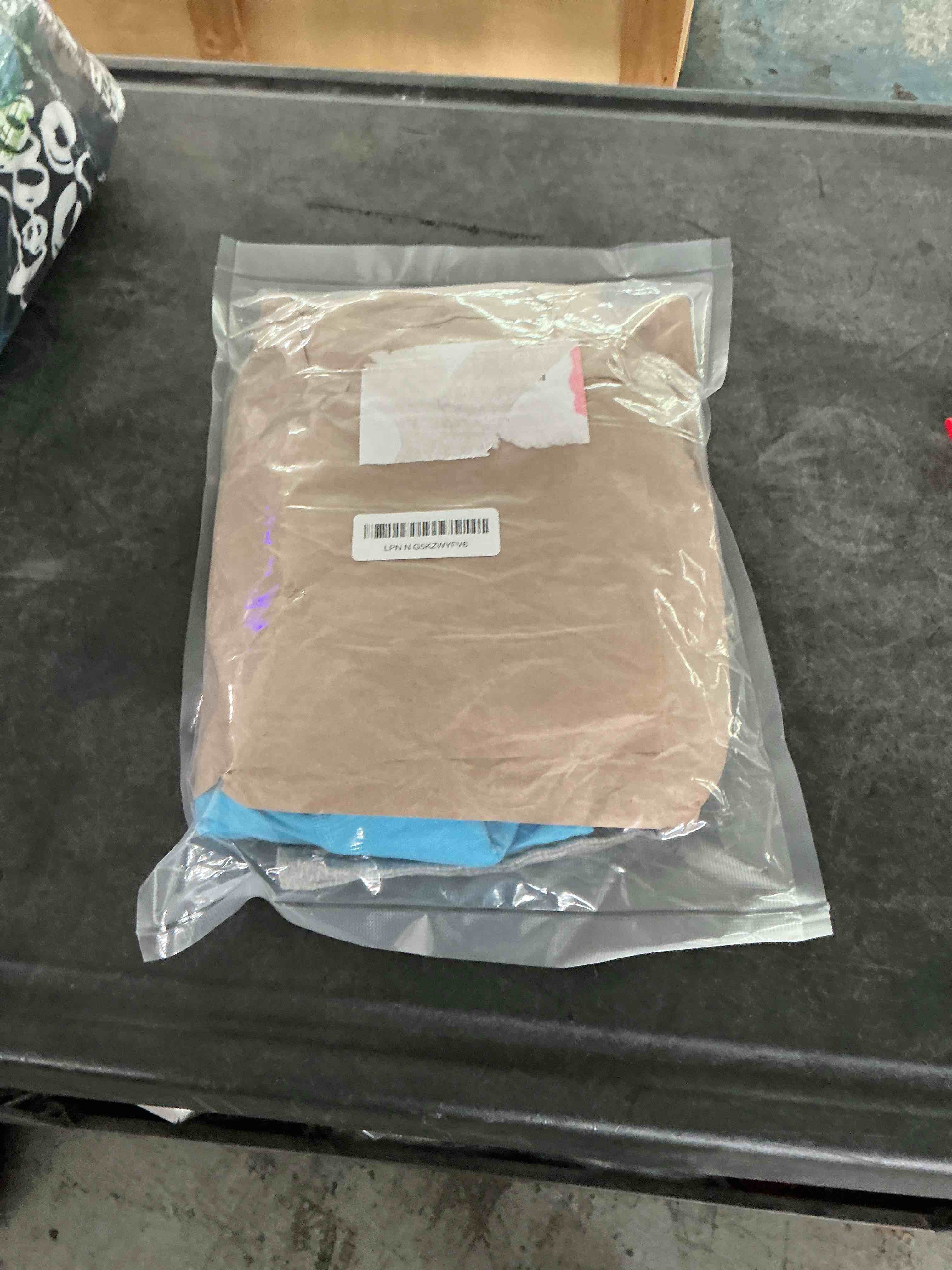 https://s3.amazonaws.com/lotting-images-prod/NonstopDeals/PNK3238065_1758123488166.jpeg