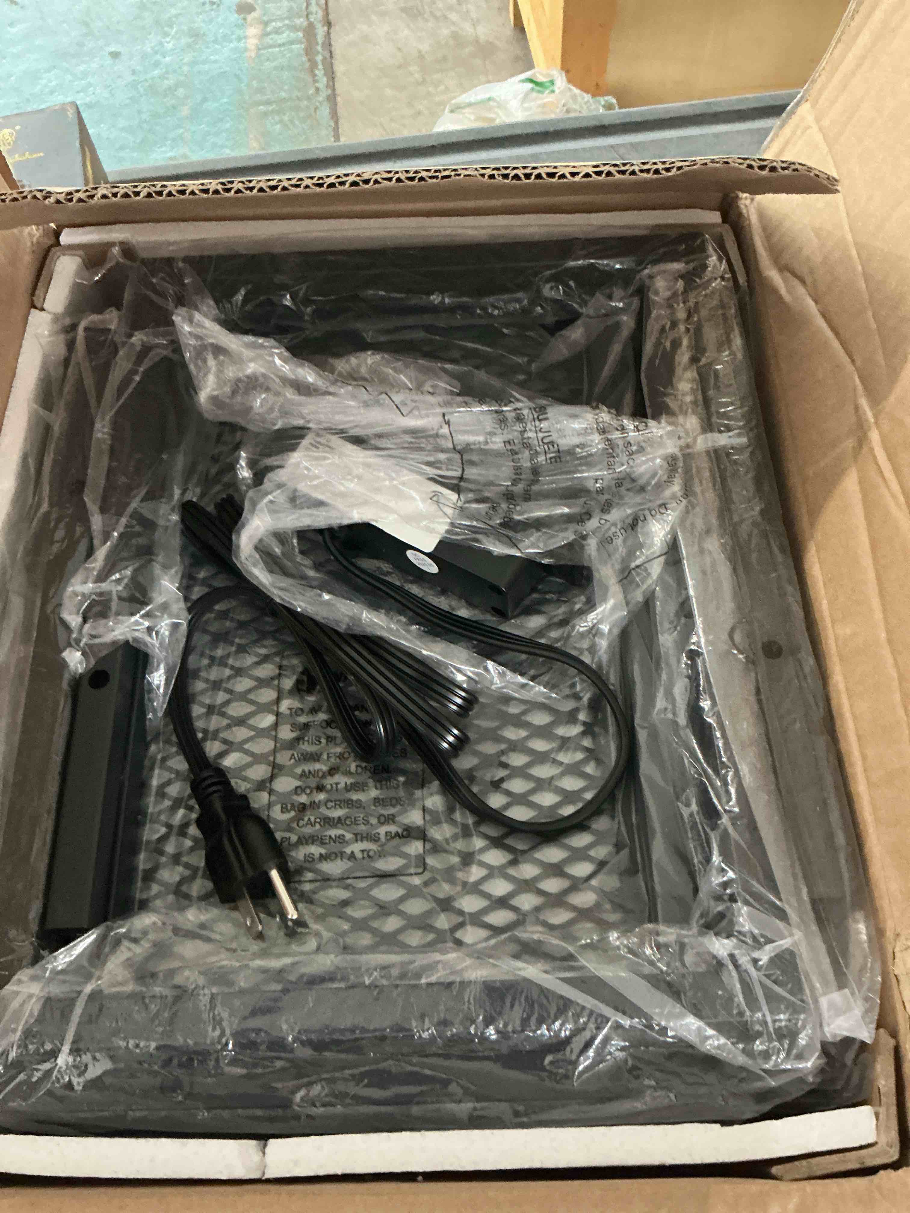 https://s3.amazonaws.com/lotting-images-prod/NonstopDeals/PNK3238125_1758129717072.jpeg