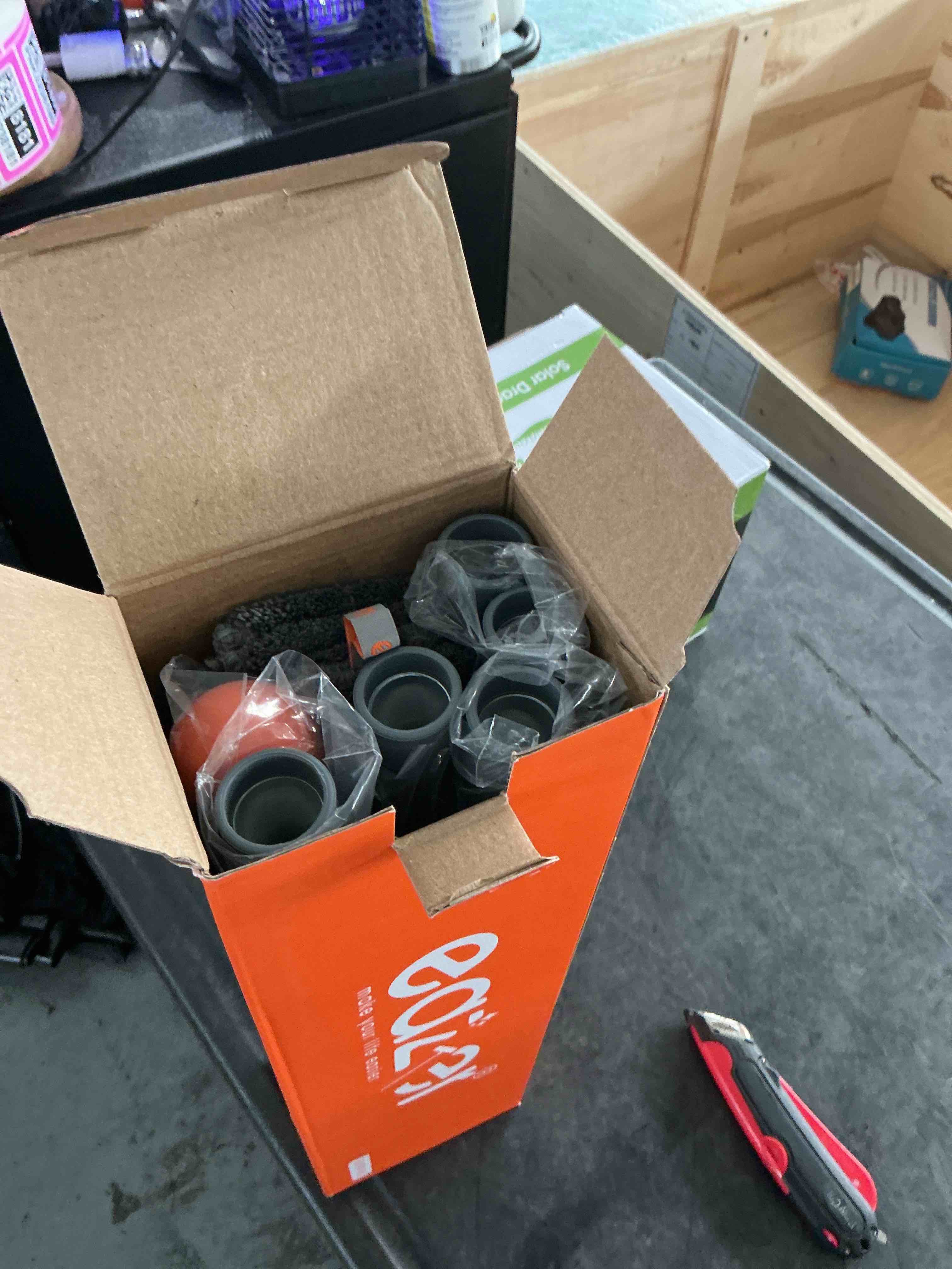 https://s3.amazonaws.com/lotting-images-prod/NonstopDeals/PNK3238170_1758141797259.jpeg