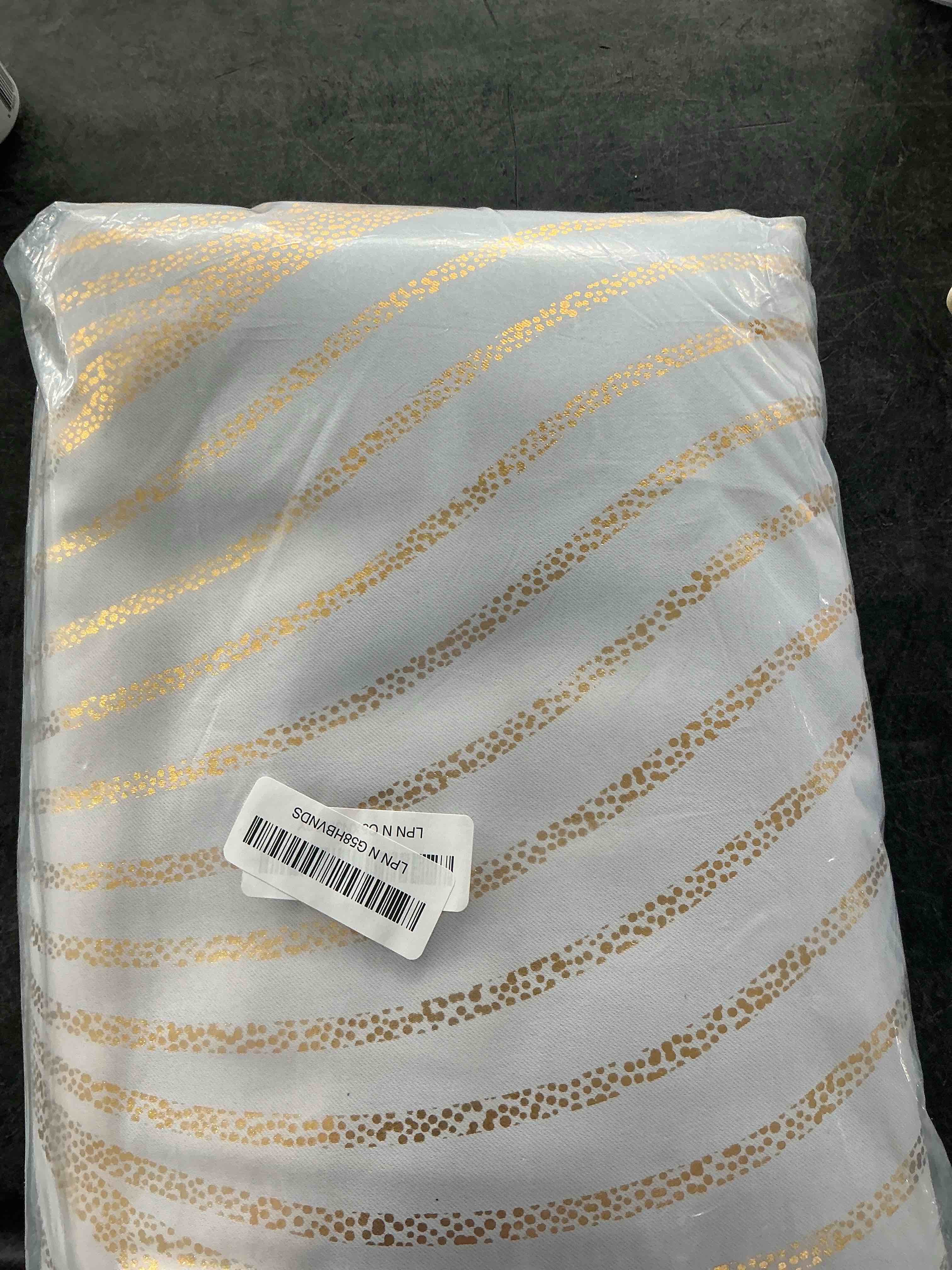 https://s3.amazonaws.com/lotting-images-prod/NonstopDeals/PNK3238172_1758142194428.jpeg