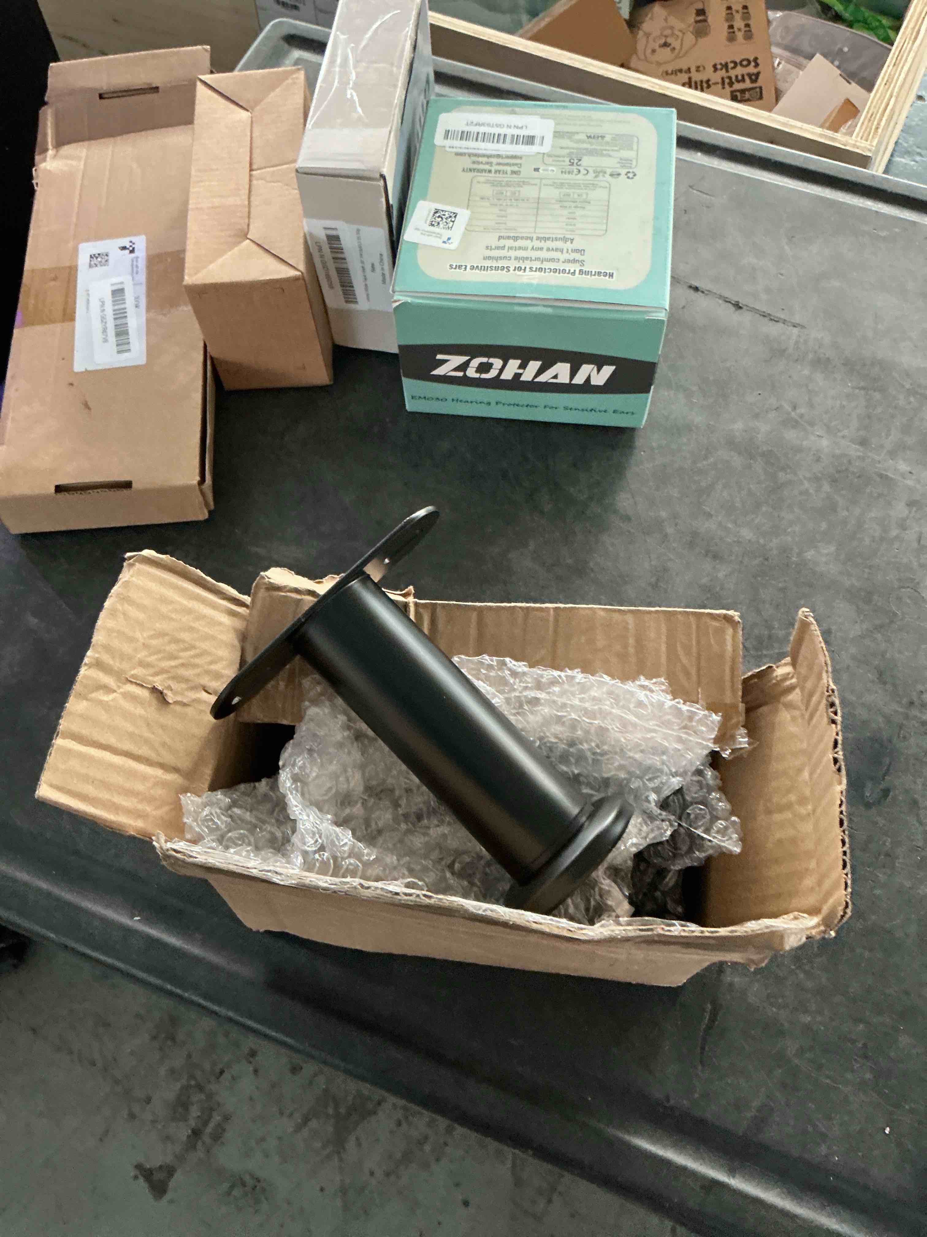 https://s3.amazonaws.com/lotting-images-prod/NonstopDeals/PNK3238205_1758146798396.jpeg