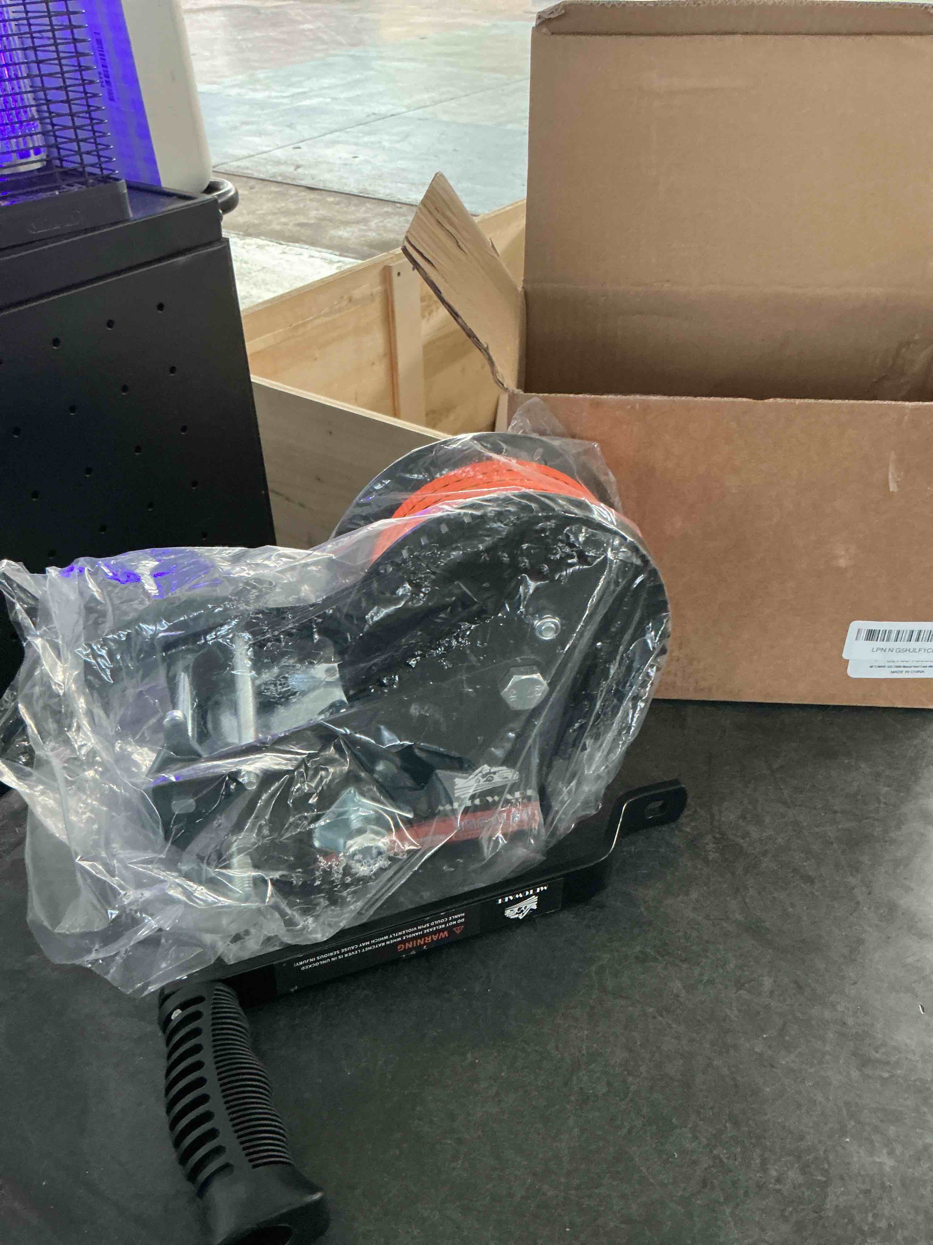 https://s3.amazonaws.com/lotting-images-prod/NonstopDeals/PNK3238208_1758147377912.jpeg