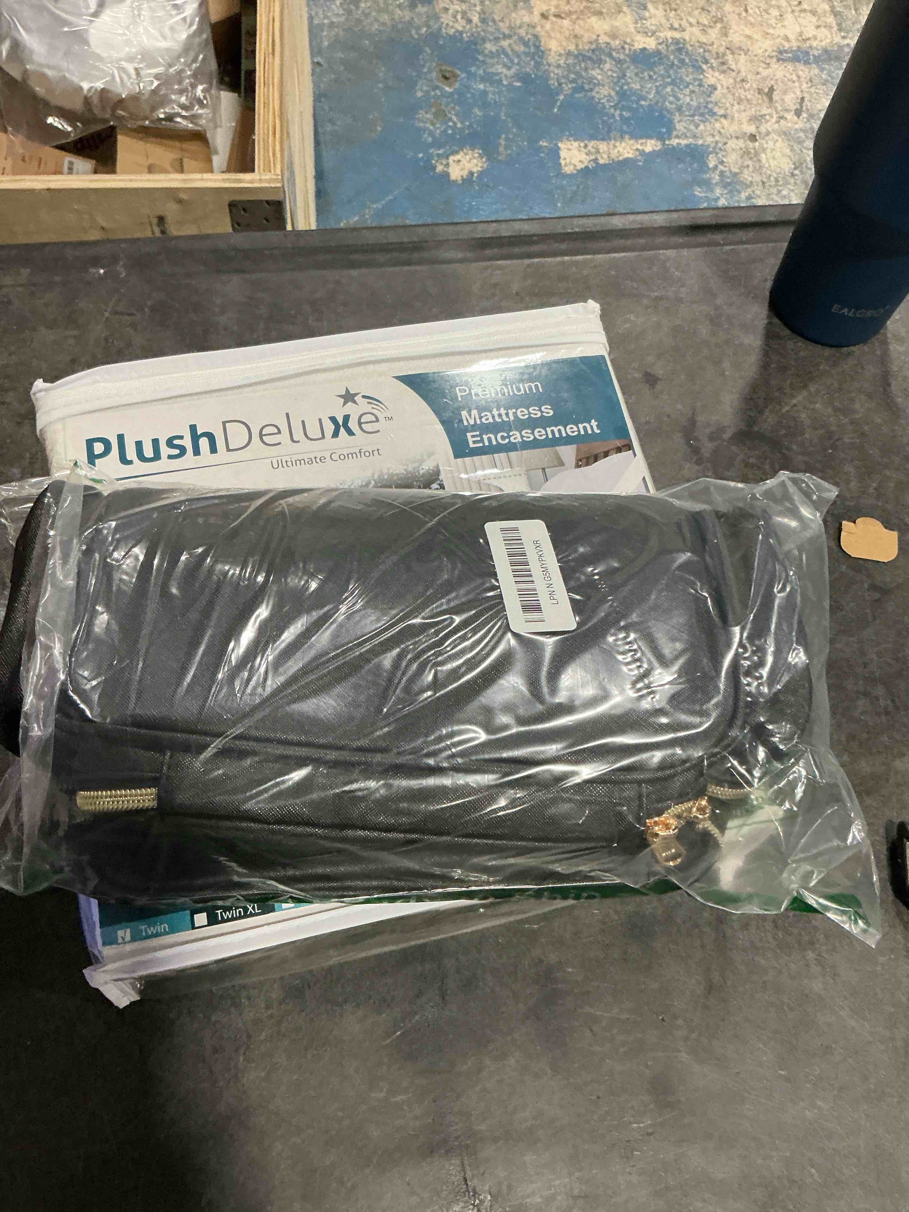 https://s3.amazonaws.com/lotting-images-prod/NonstopDeals/PNK3238221_1758160848110.jpeg