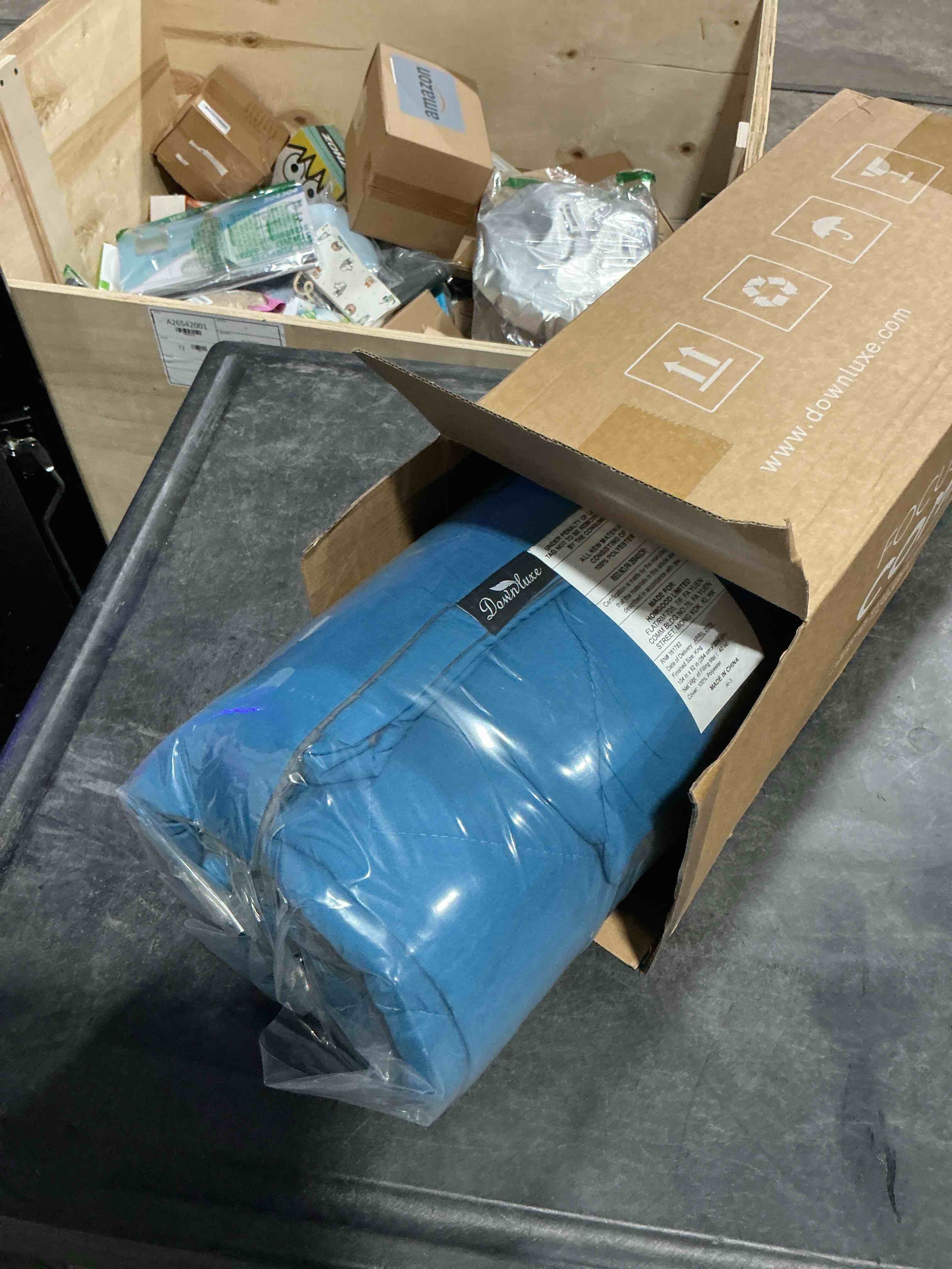 https://s3.amazonaws.com/lotting-images-prod/NonstopDeals/PNK3238223_1758160939876.jpeg