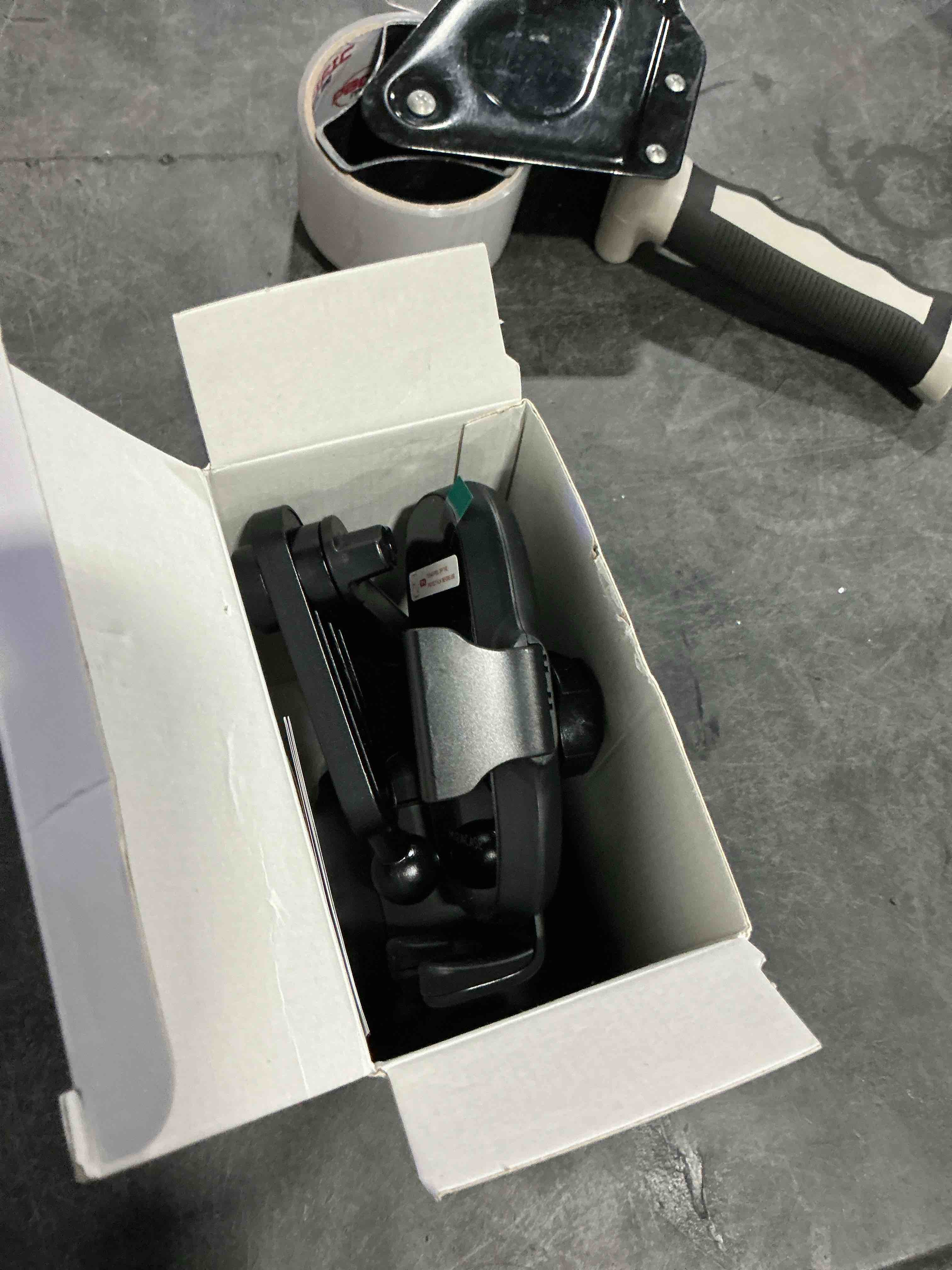 https://s3.amazonaws.com/lotting-images-prod/NonstopDeals/PNK3238252_1758164207832.jpeg