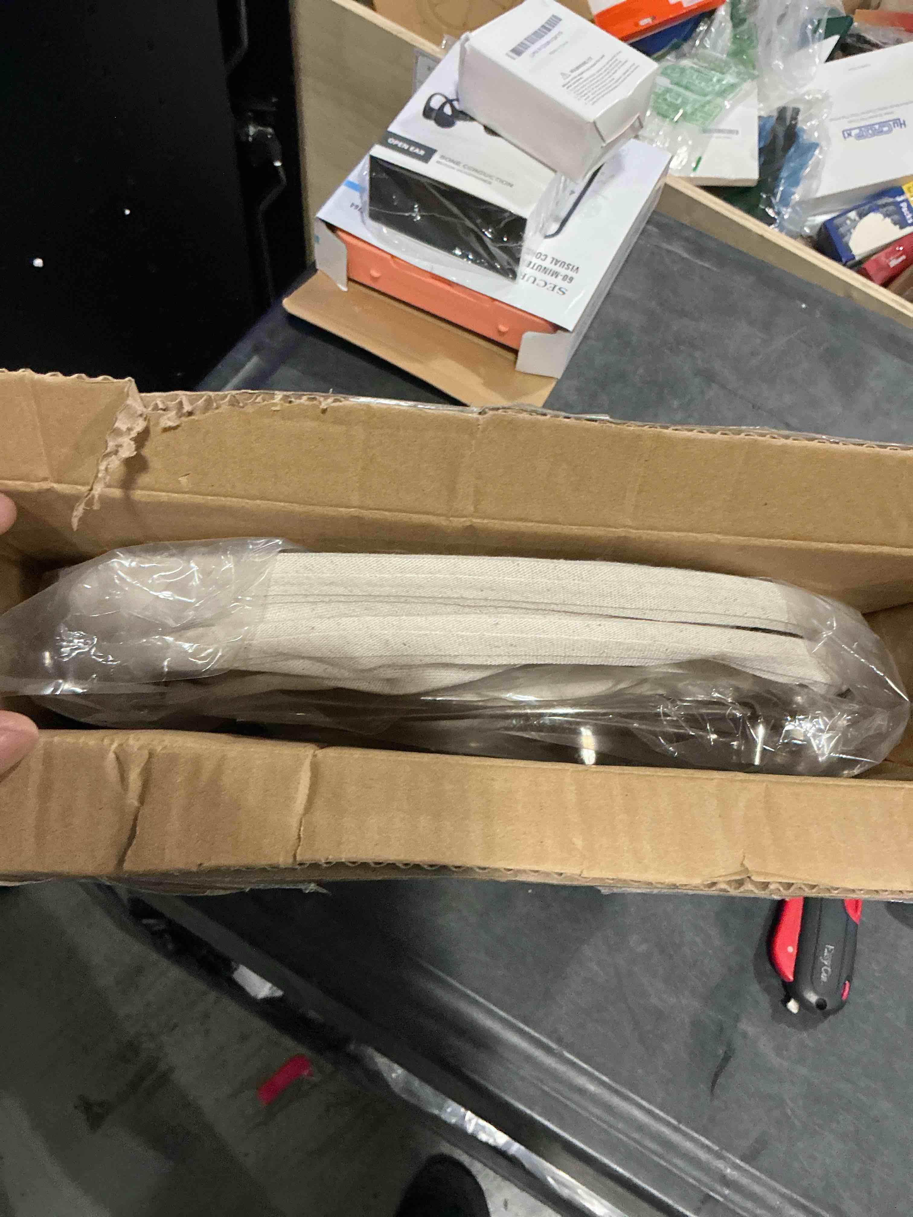 https://s3.amazonaws.com/lotting-images-prod/NonstopDeals/PNK3238259_1758165012473.jpeg