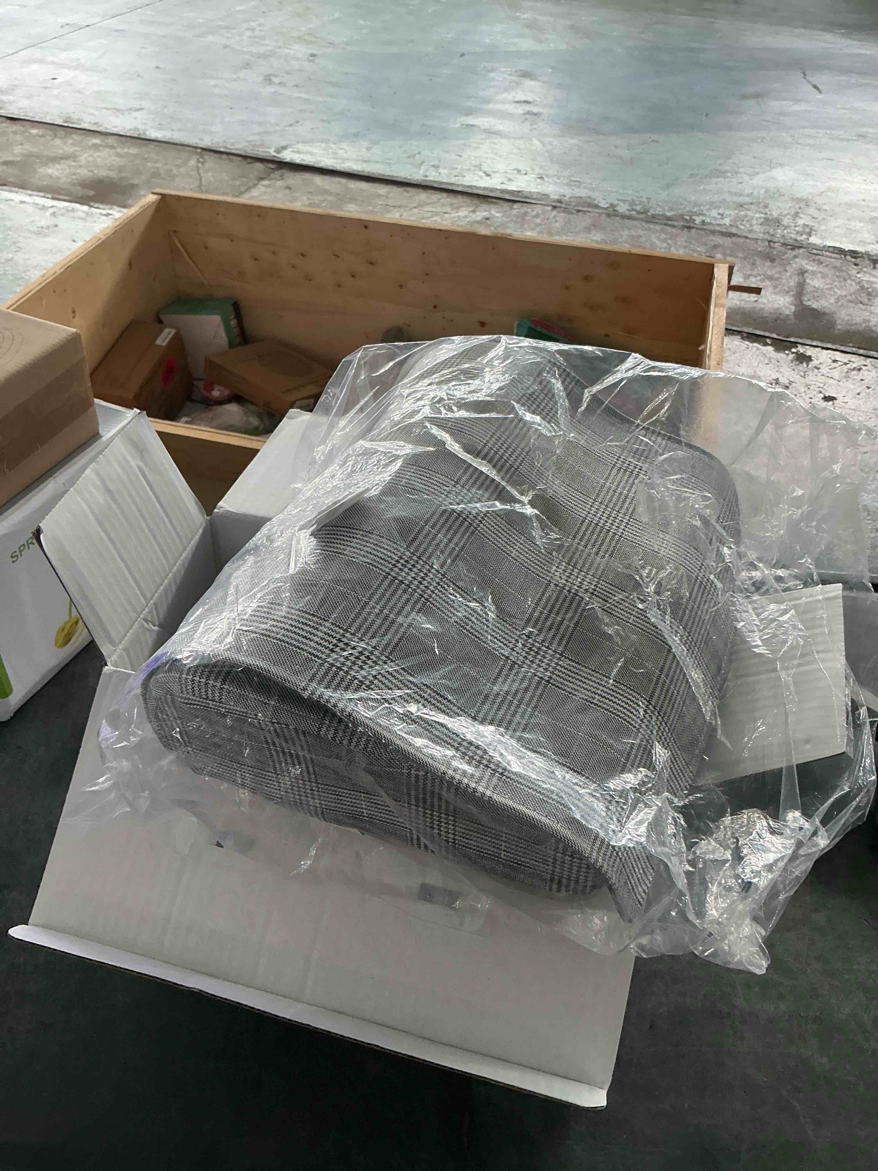 https://s3.amazonaws.com/lotting-images-prod/NonstopDeals/PNK3238359_1758228909872.jpeg