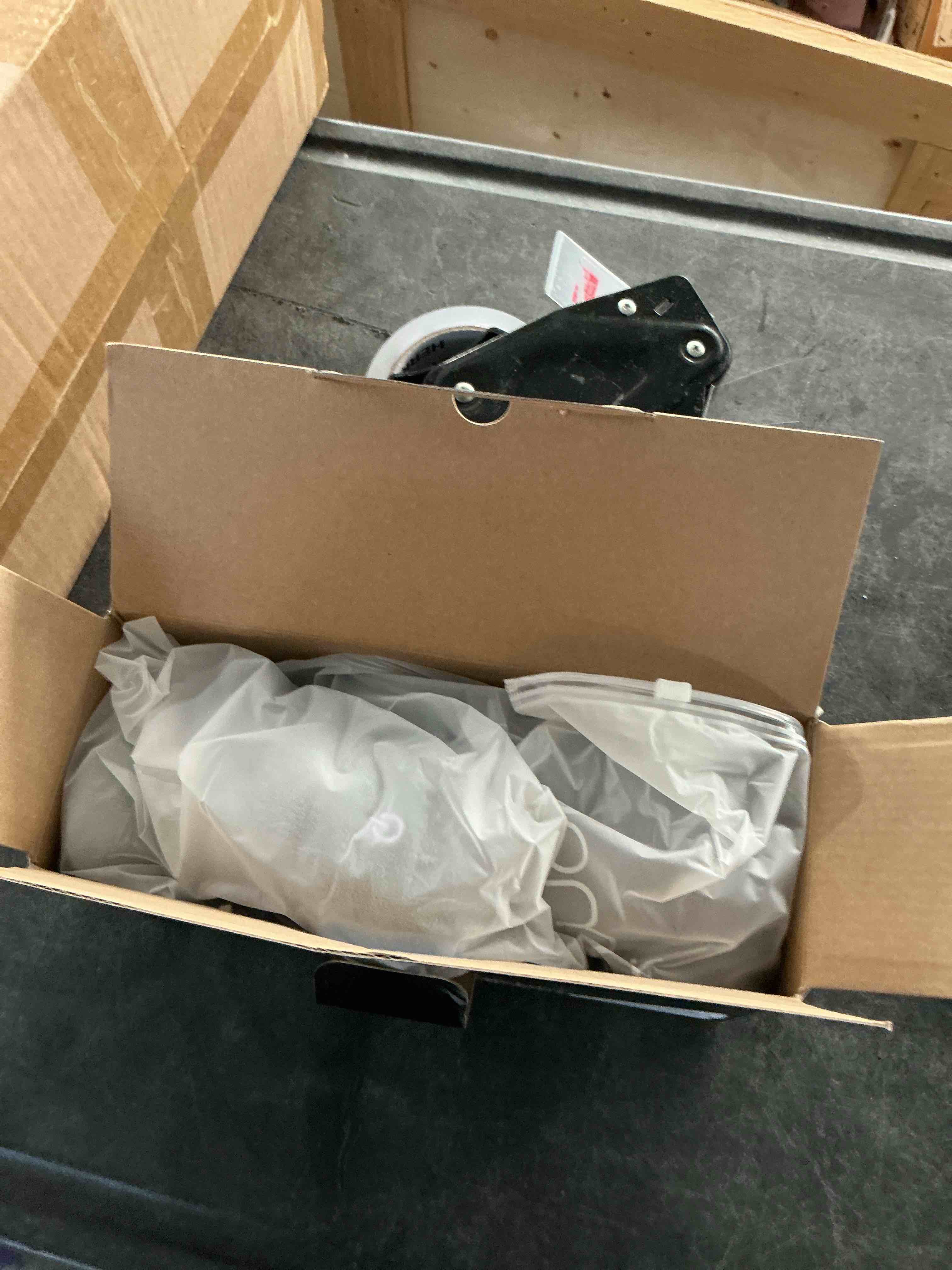 https://s3.amazonaws.com/lotting-images-prod/NonstopDeals/PNK3238394_1758233100319.jpeg
