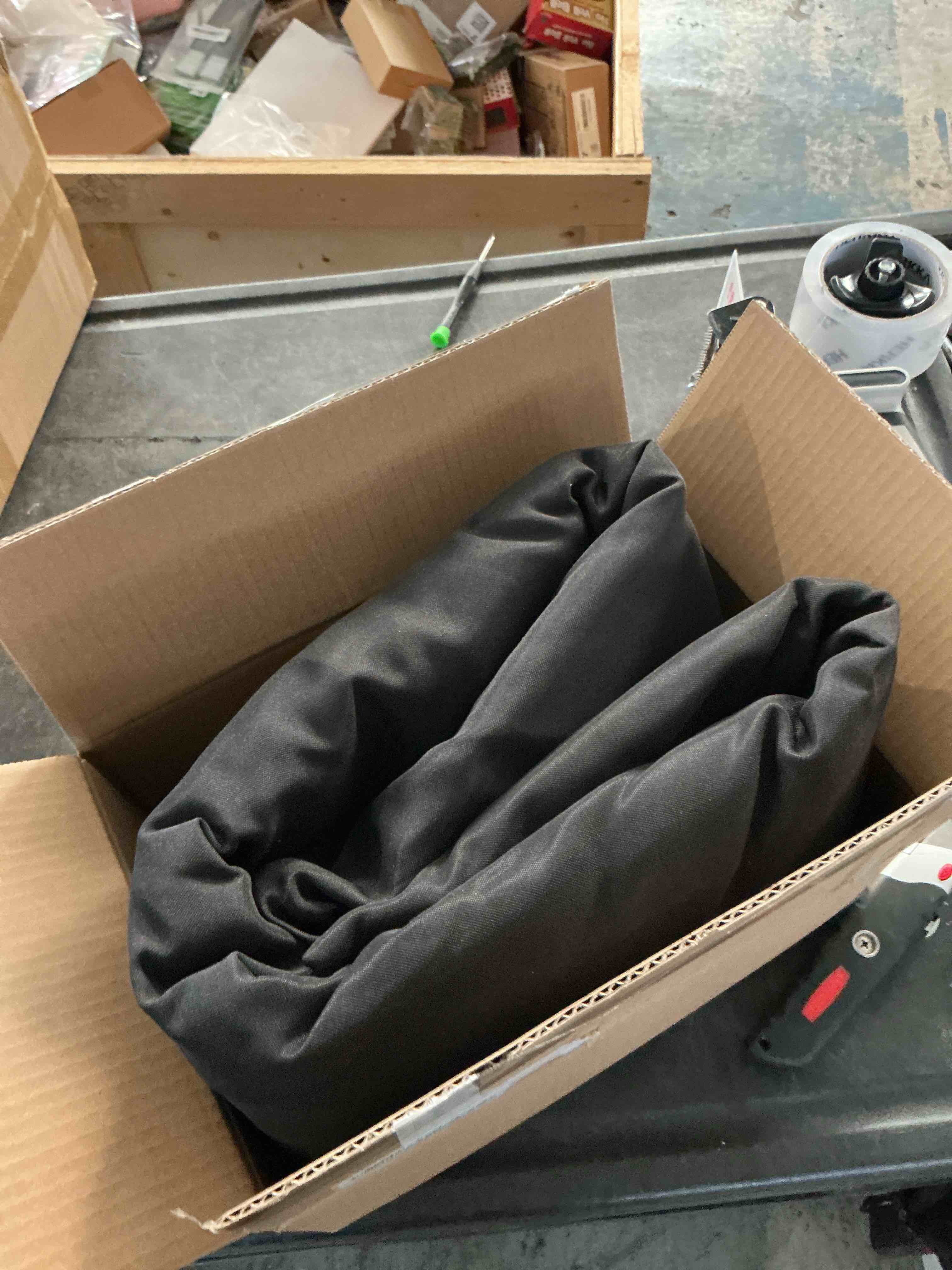 https://s3.amazonaws.com/lotting-images-prod/NonstopDeals/PNK3238398_1758234150102.jpeg