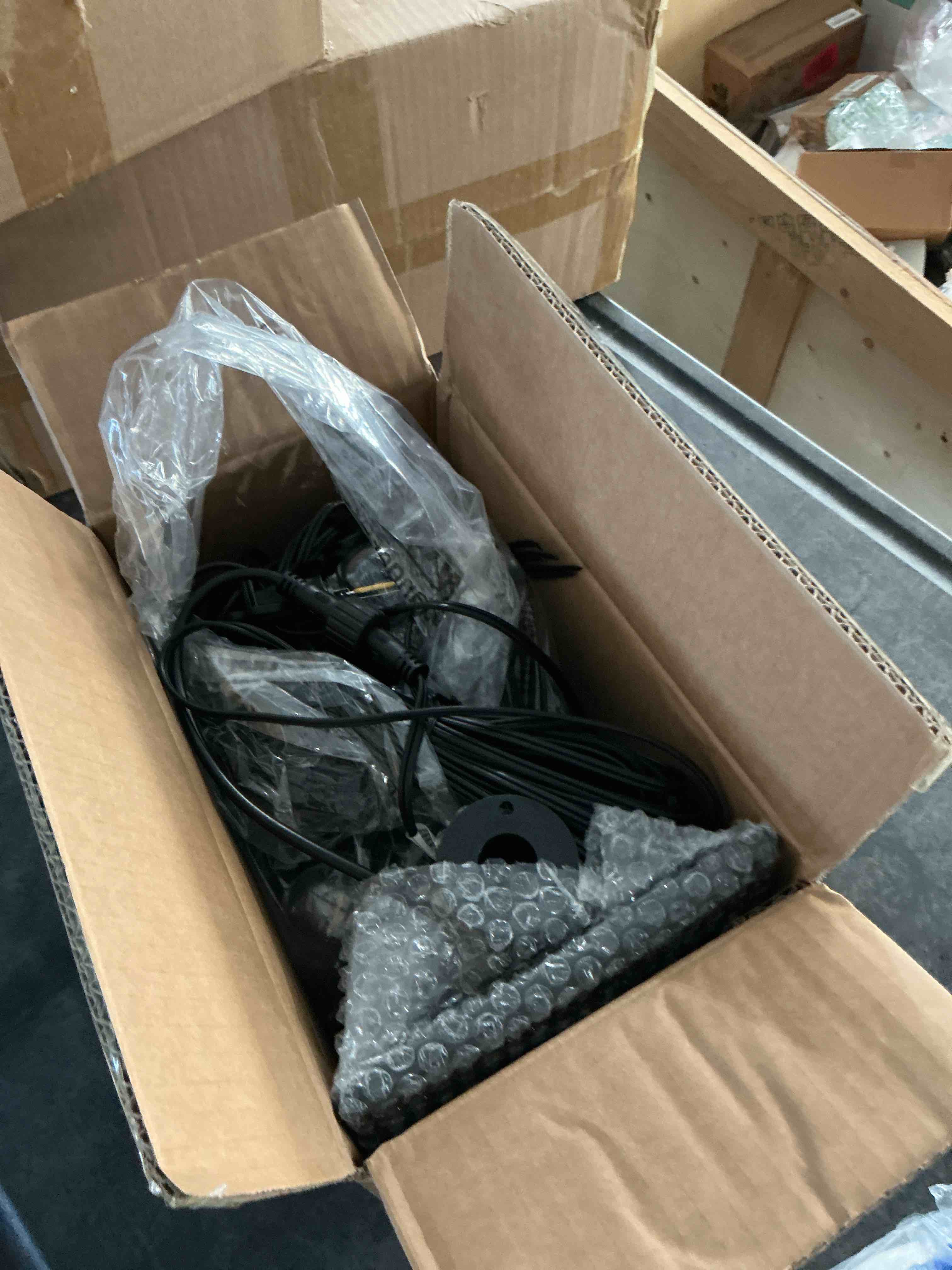 https://s3.amazonaws.com/lotting-images-prod/NonstopDeals/PNK3238401_1758234437419.jpeg