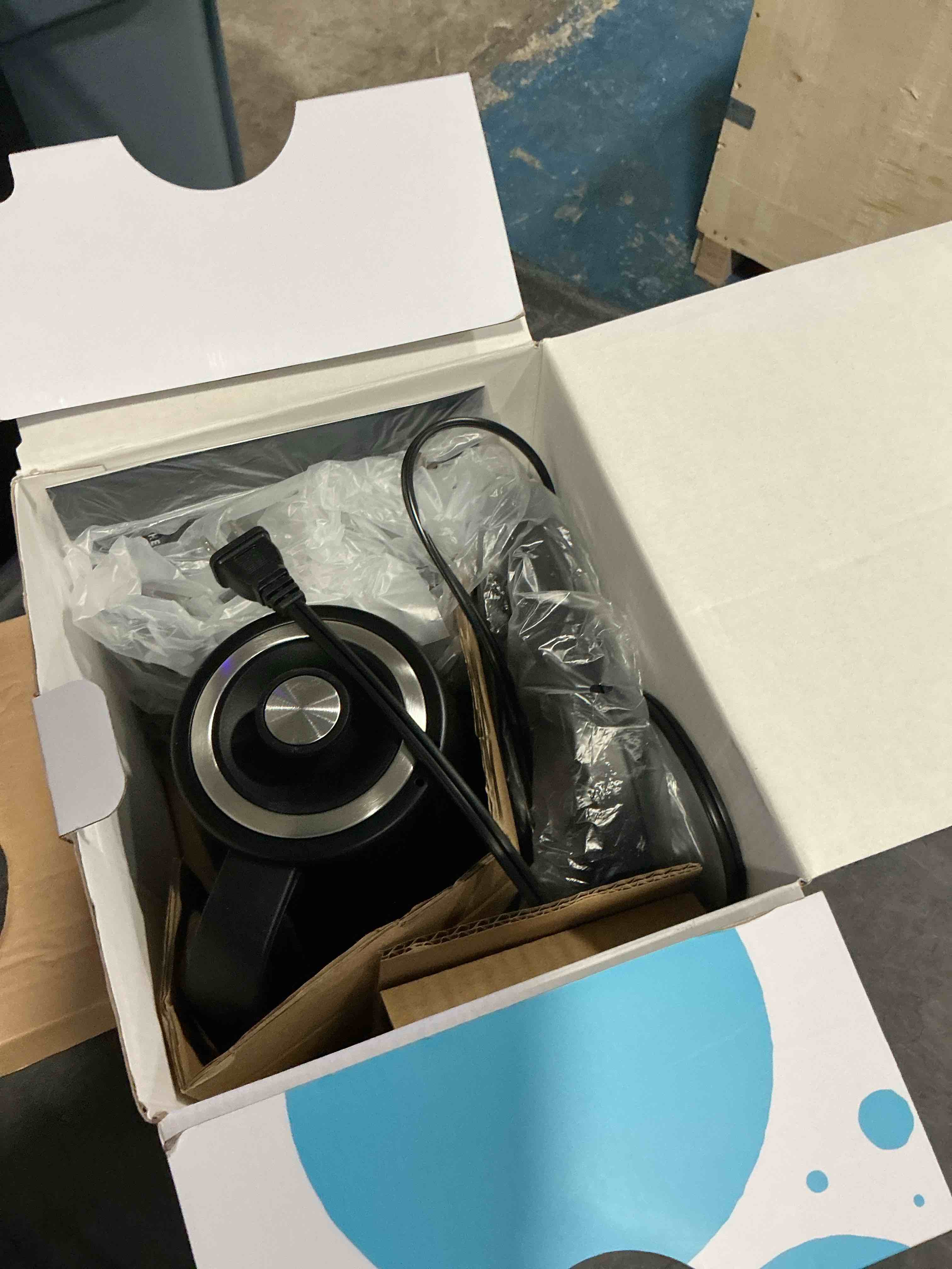 https://s3.amazonaws.com/lotting-images-prod/NonstopDeals/PNK3238427_1758243187199.jpeg