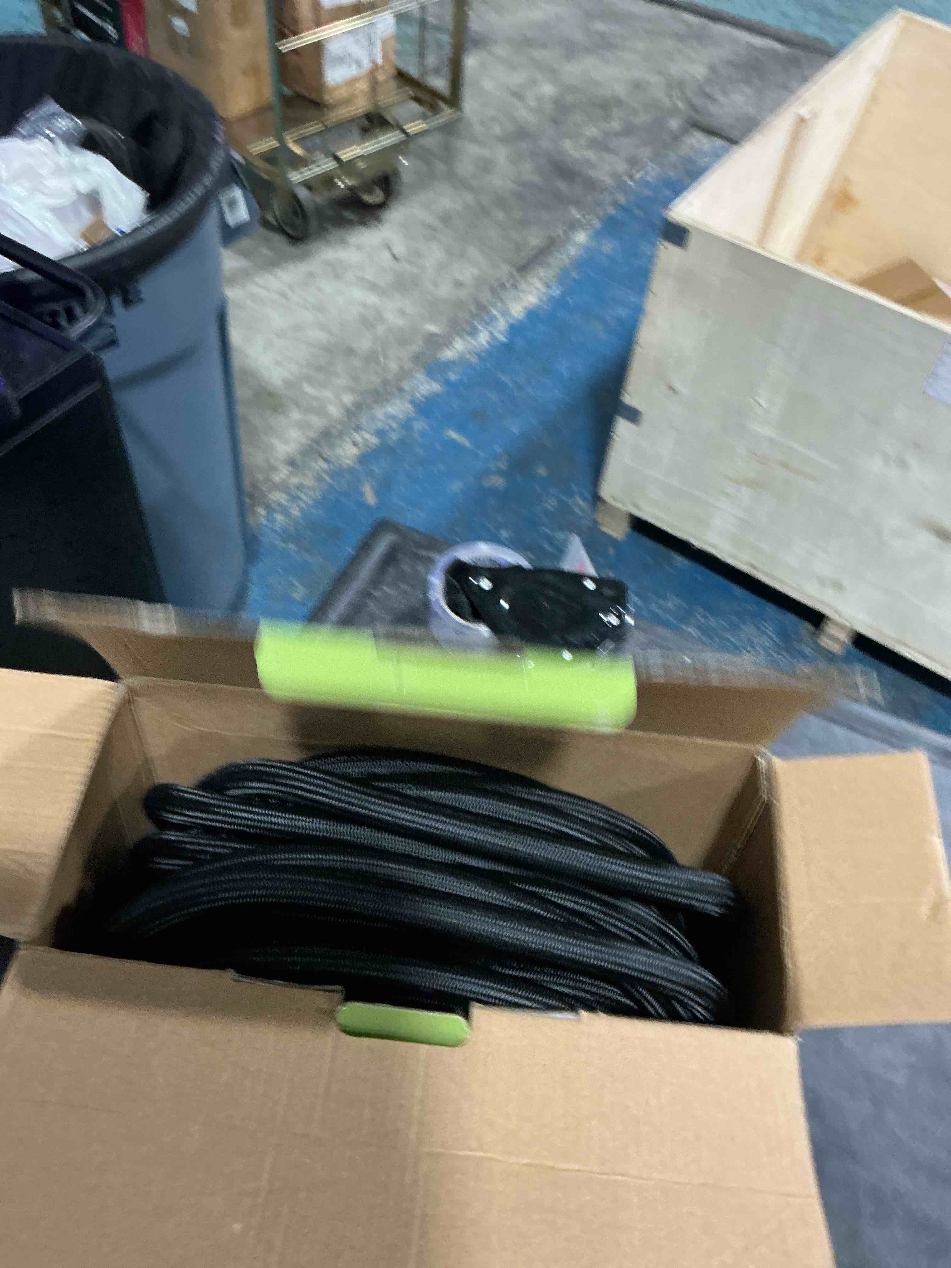 https://s3.amazonaws.com/lotting-images-prod/NonstopDeals/PNK3238439_1758244492674.jpeg